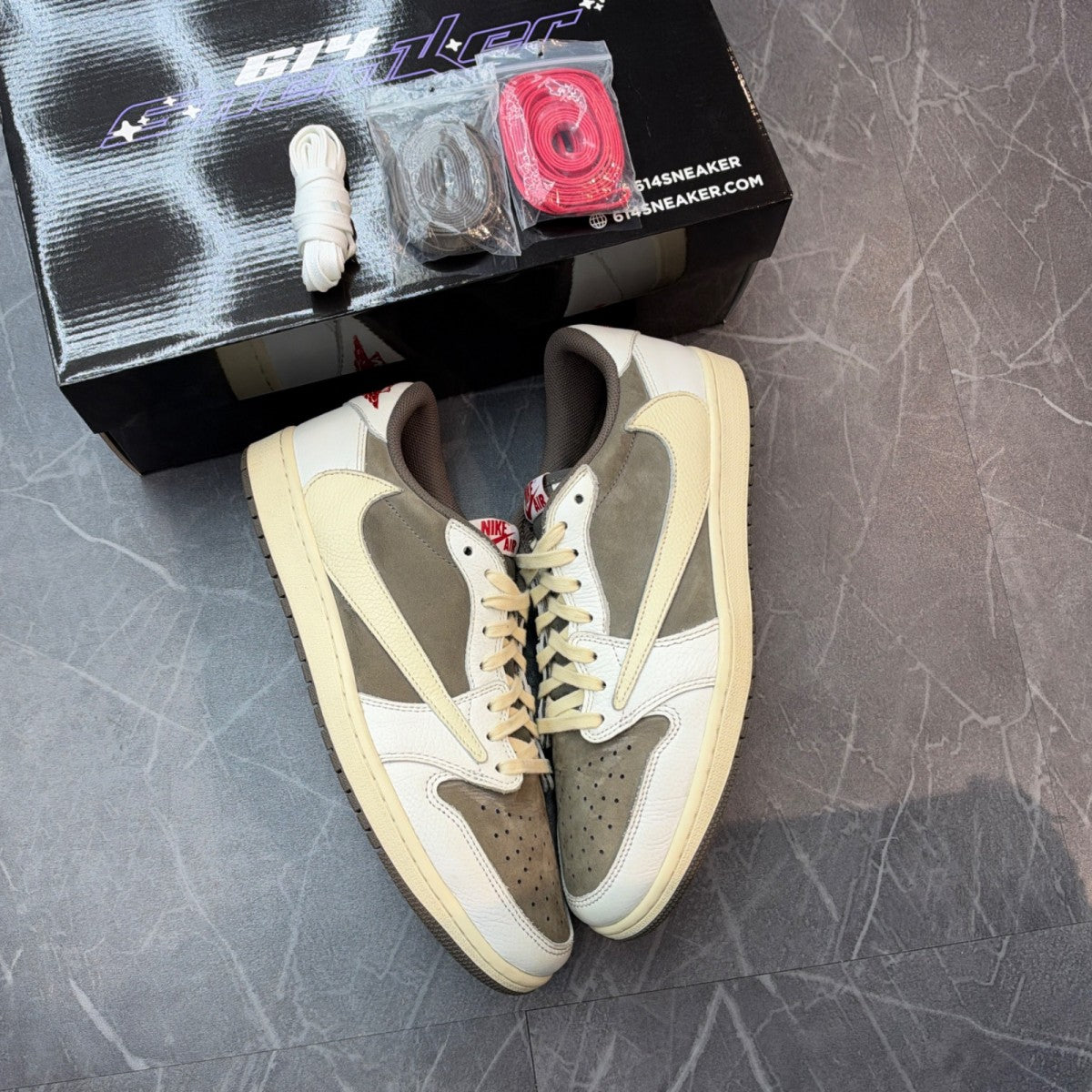 Jordan 1 Retro Low OG SP Travis Scott Reverse Mocha - Image 1