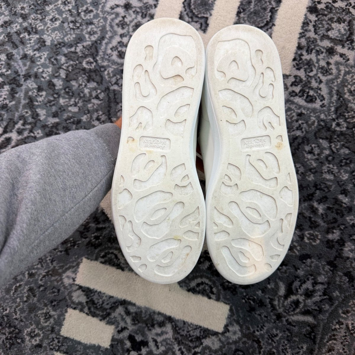 Alexander Mcqueen Sneaker Low Grey White - Image 5