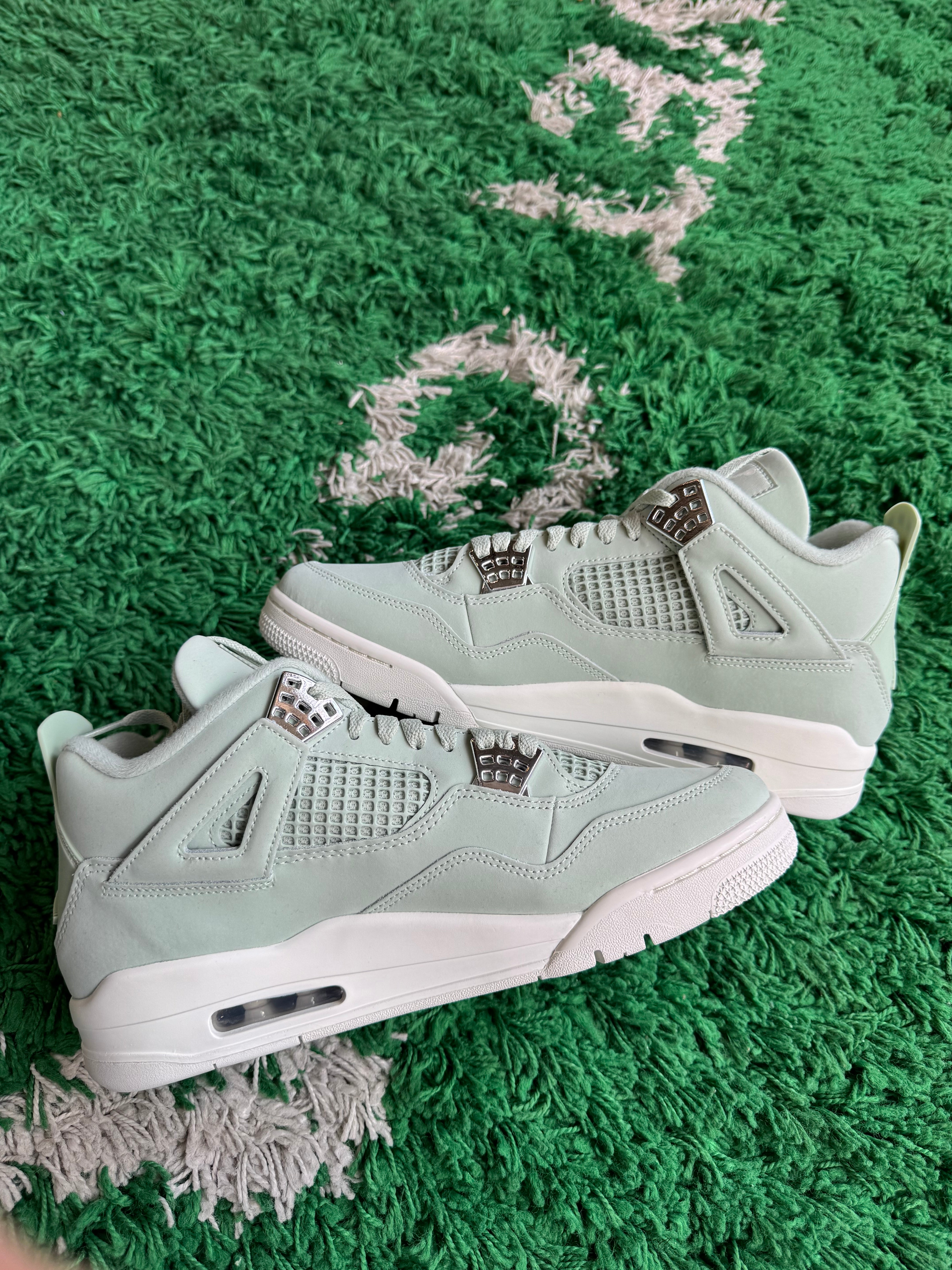 Jordan 4 “Seafoam Sail”