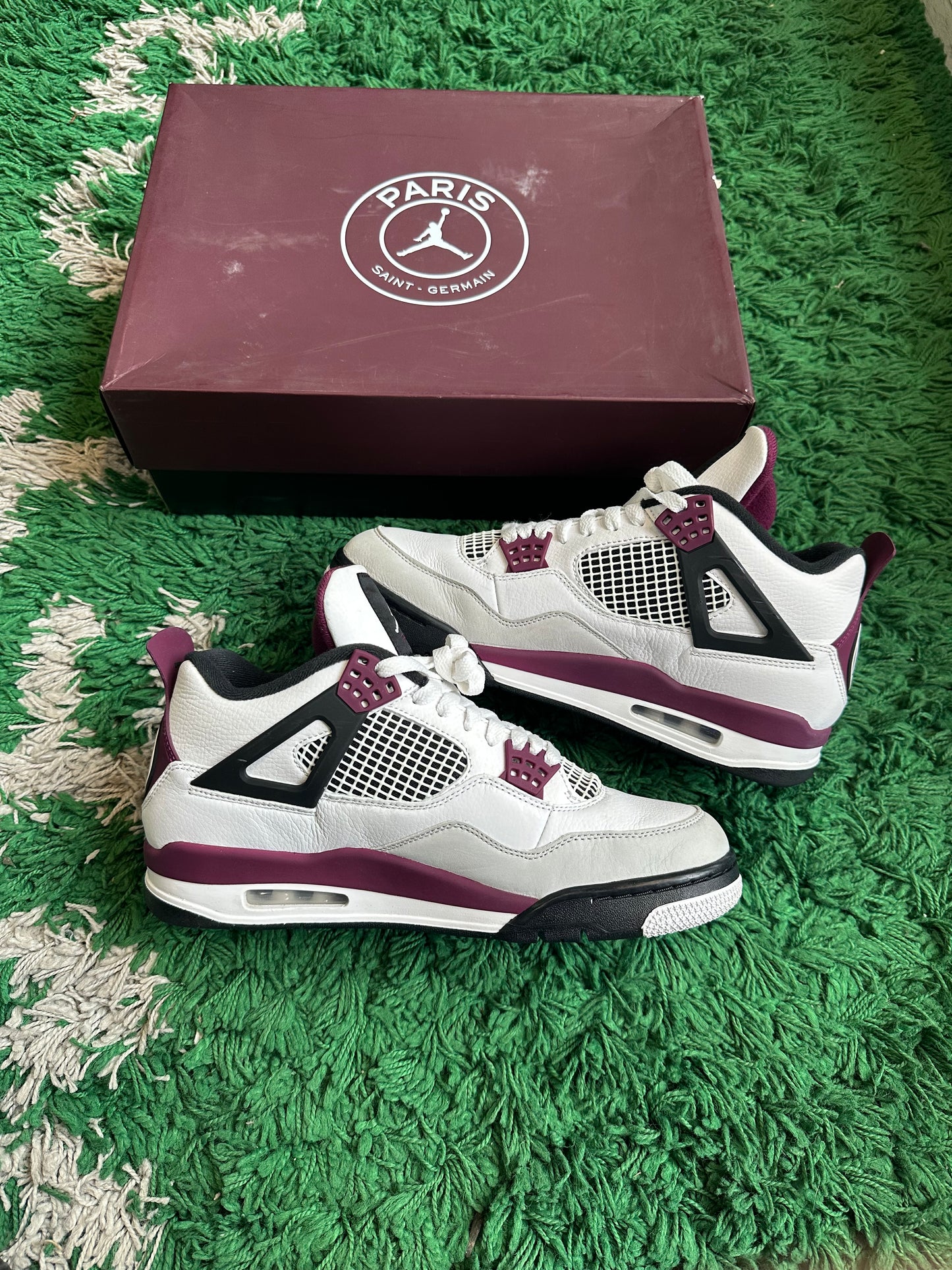 Jordan 4 “PSG”