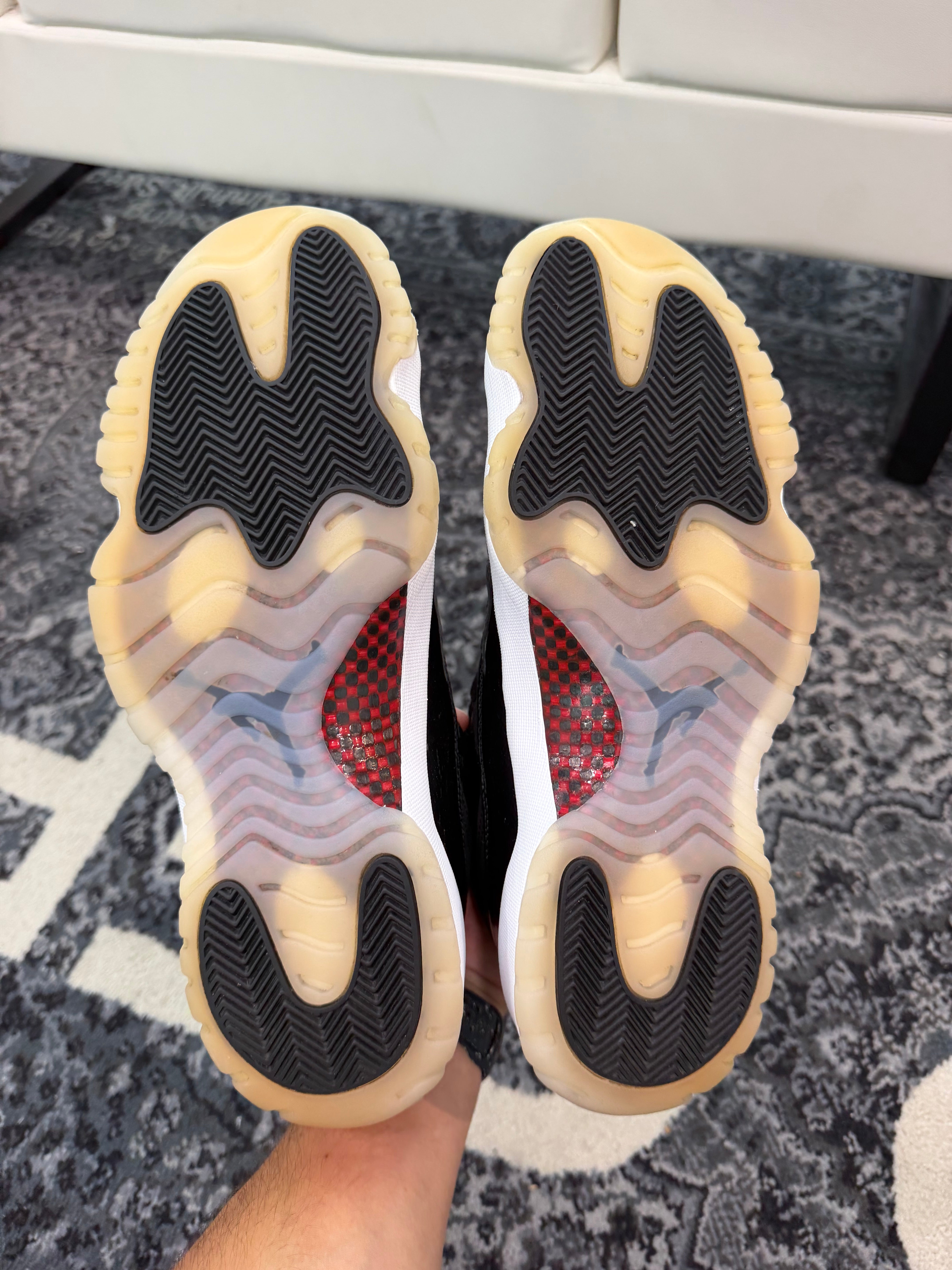 Jordan 11 “72-10”