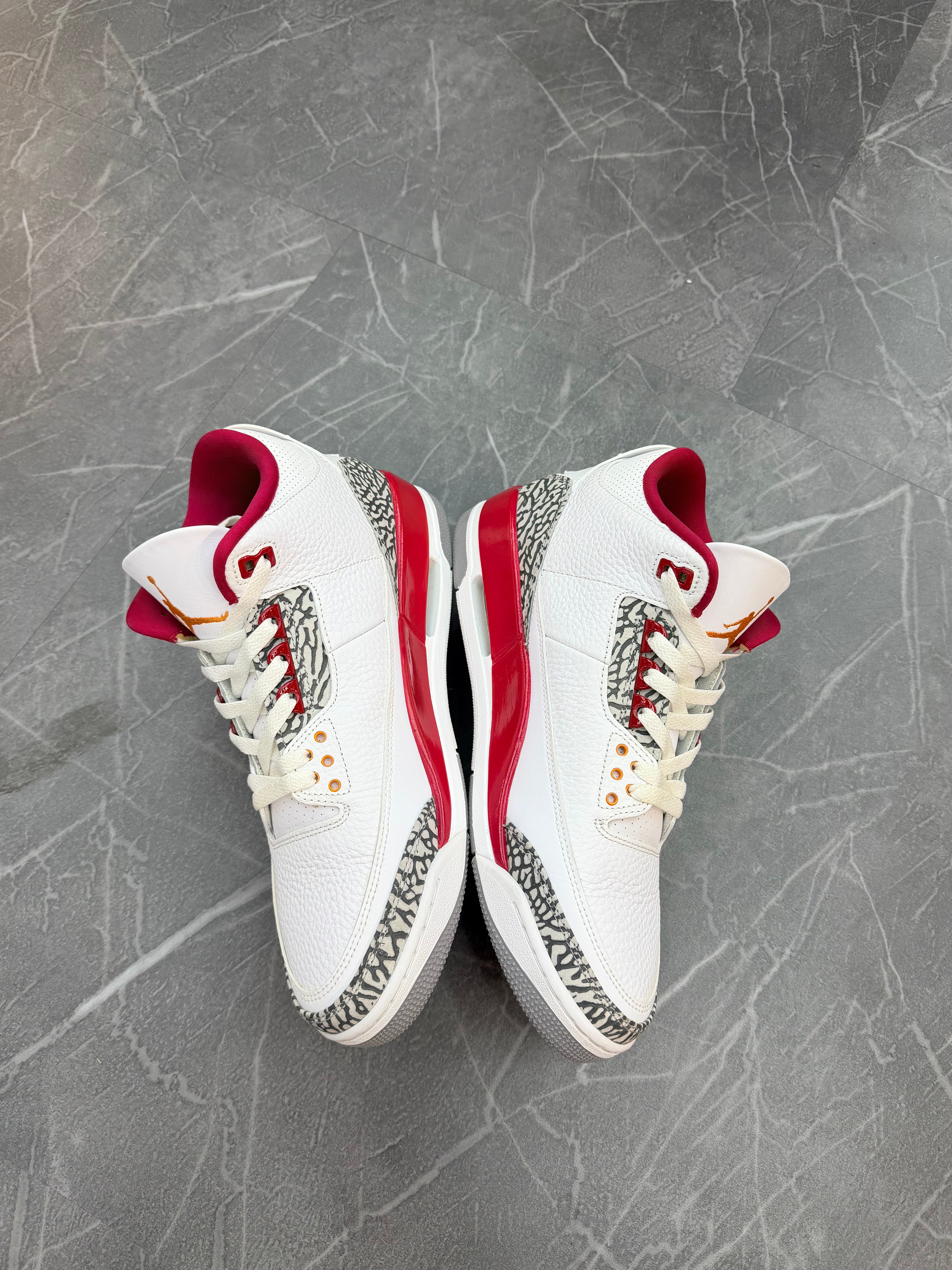 Jordan 3 “Cardinal”