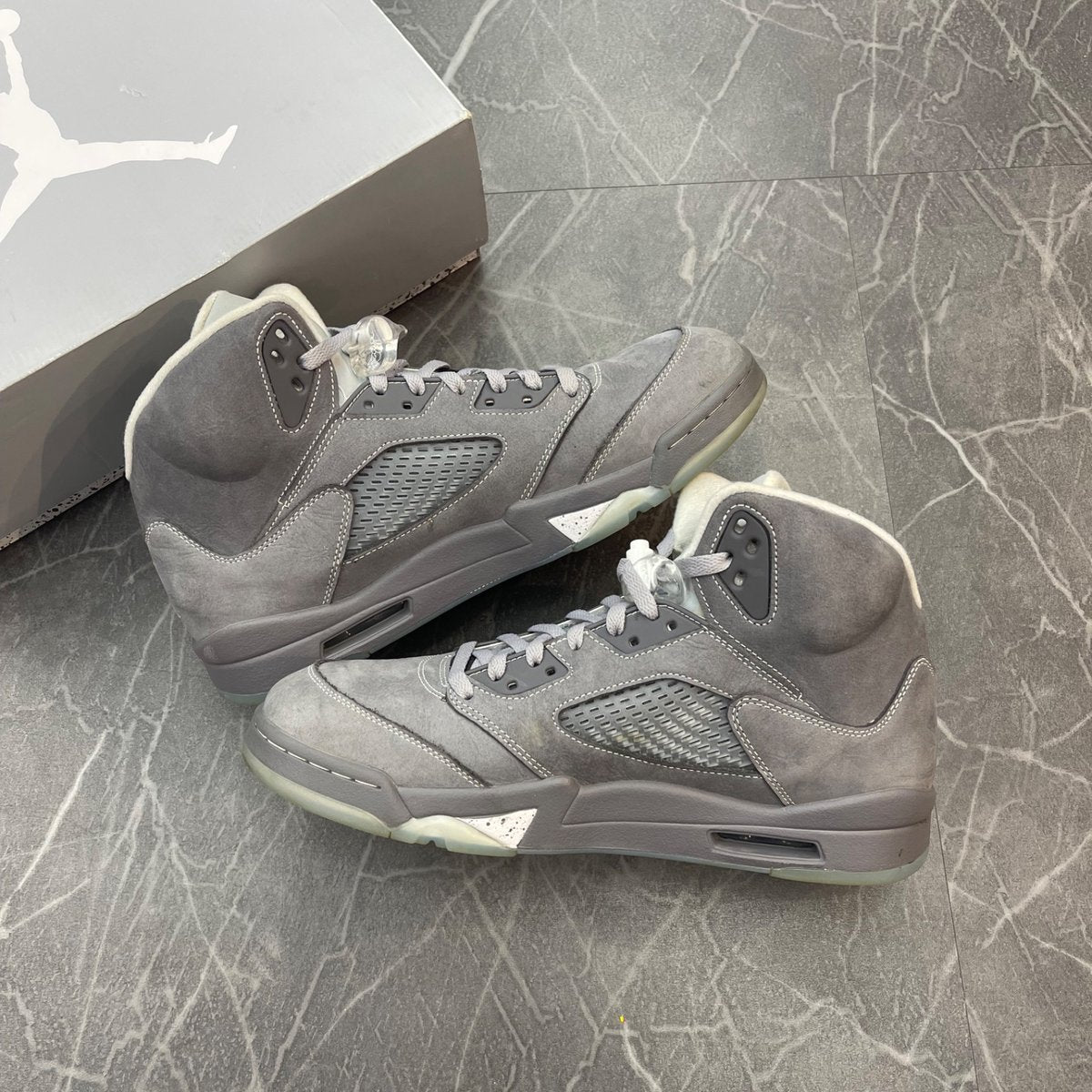 Jordan 5 Retro Wolf Grey (2026) (Size 11.5) (Moderately Worn)