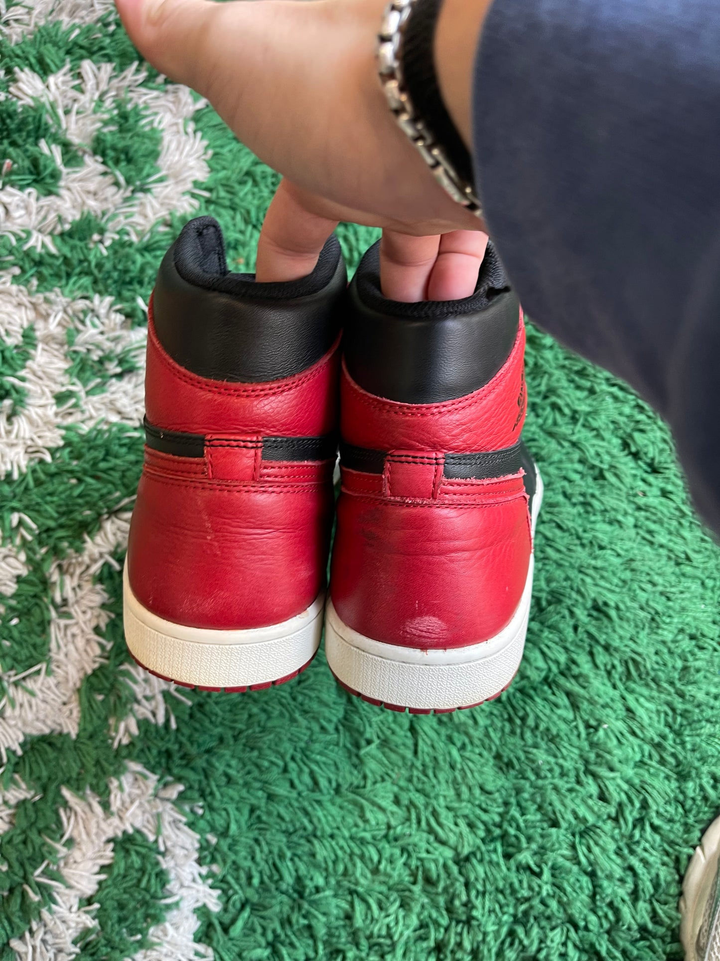 Jordan 1 High “Bred Banned” (2016)