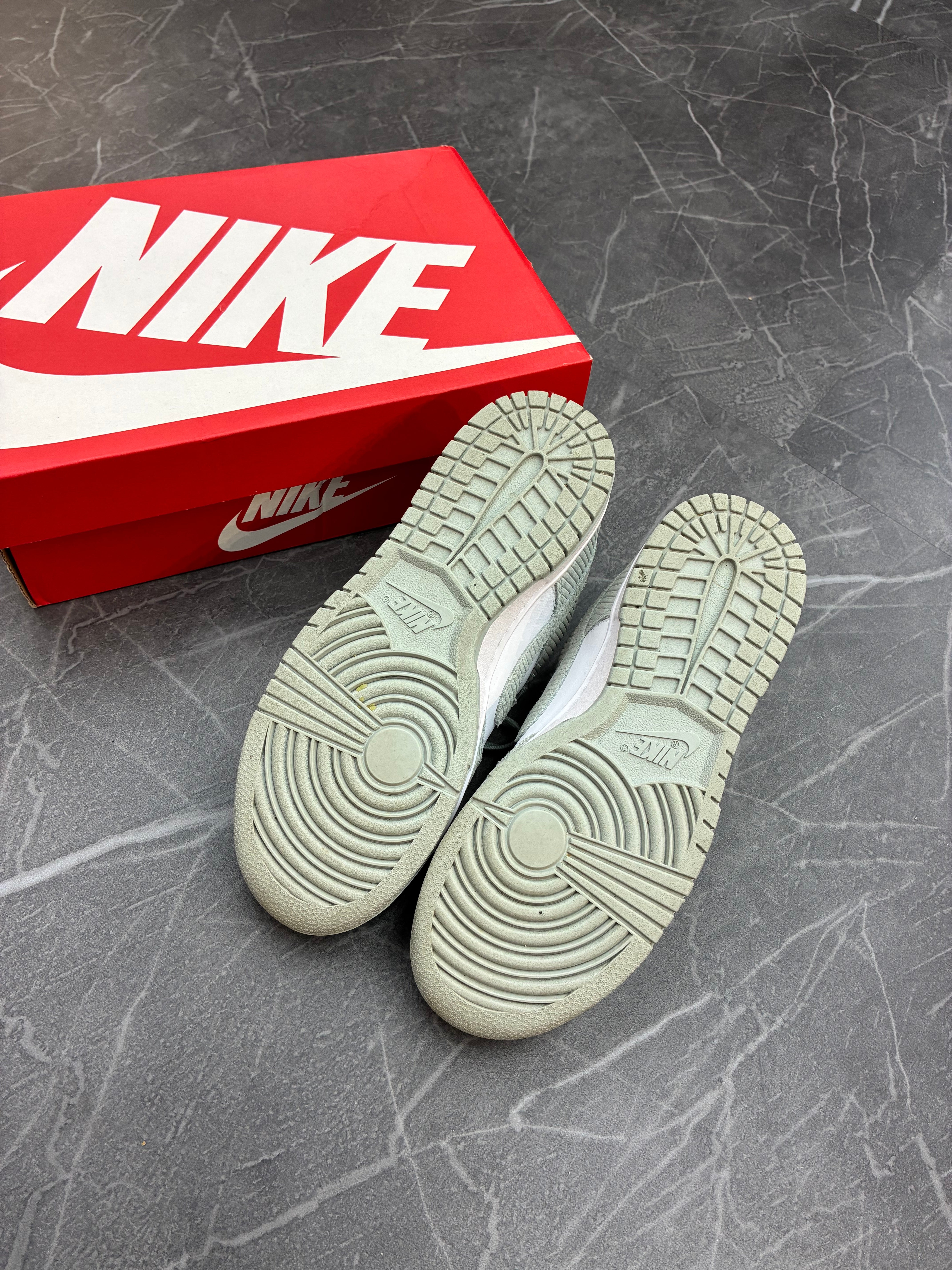 Nike Dunk Low “Corduroy”