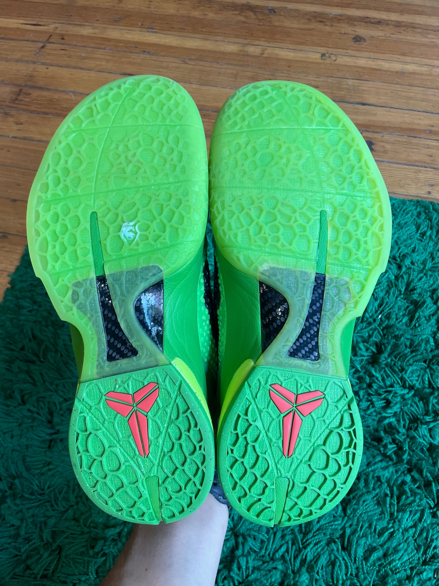 Kobe 6 Protro “Grinch” (2020)