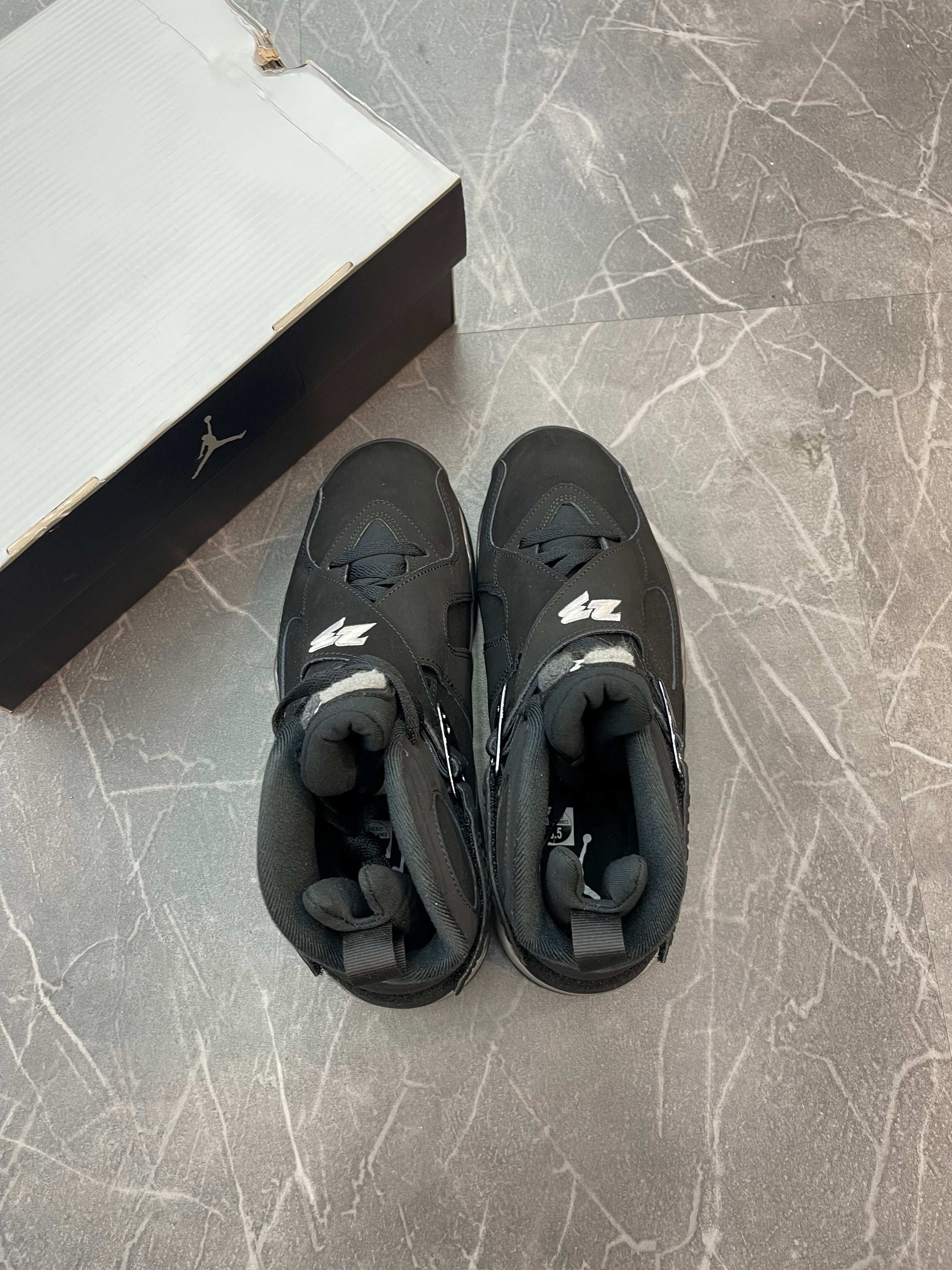 Jordan 8 “Chrome”