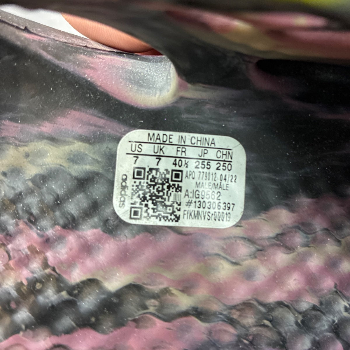 adidas Yeezy Foam RNR MX Carbon - Image 5