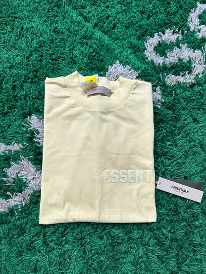 Essentials Tee “Canary”