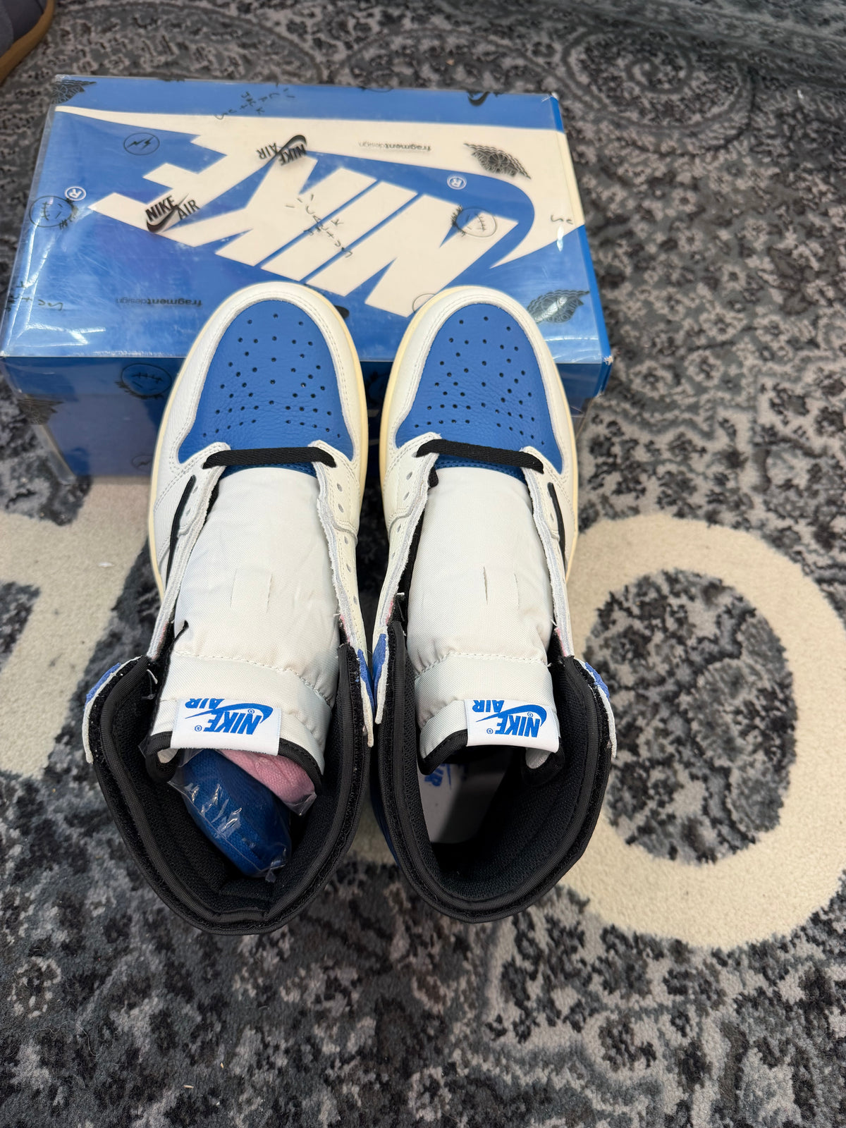 Jordan 1 High x Travis Scott “Fragment”