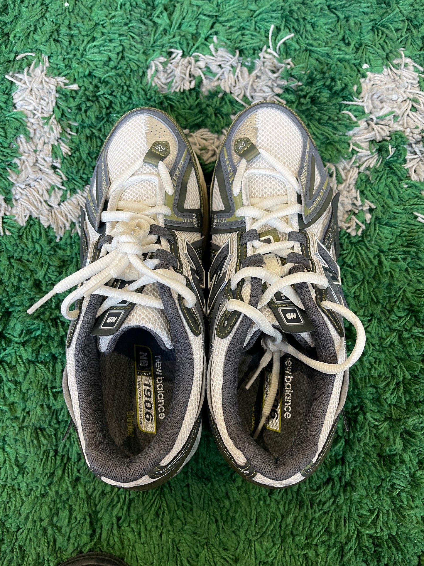 New Balance 1906A “Olive Juice Sea Salt”