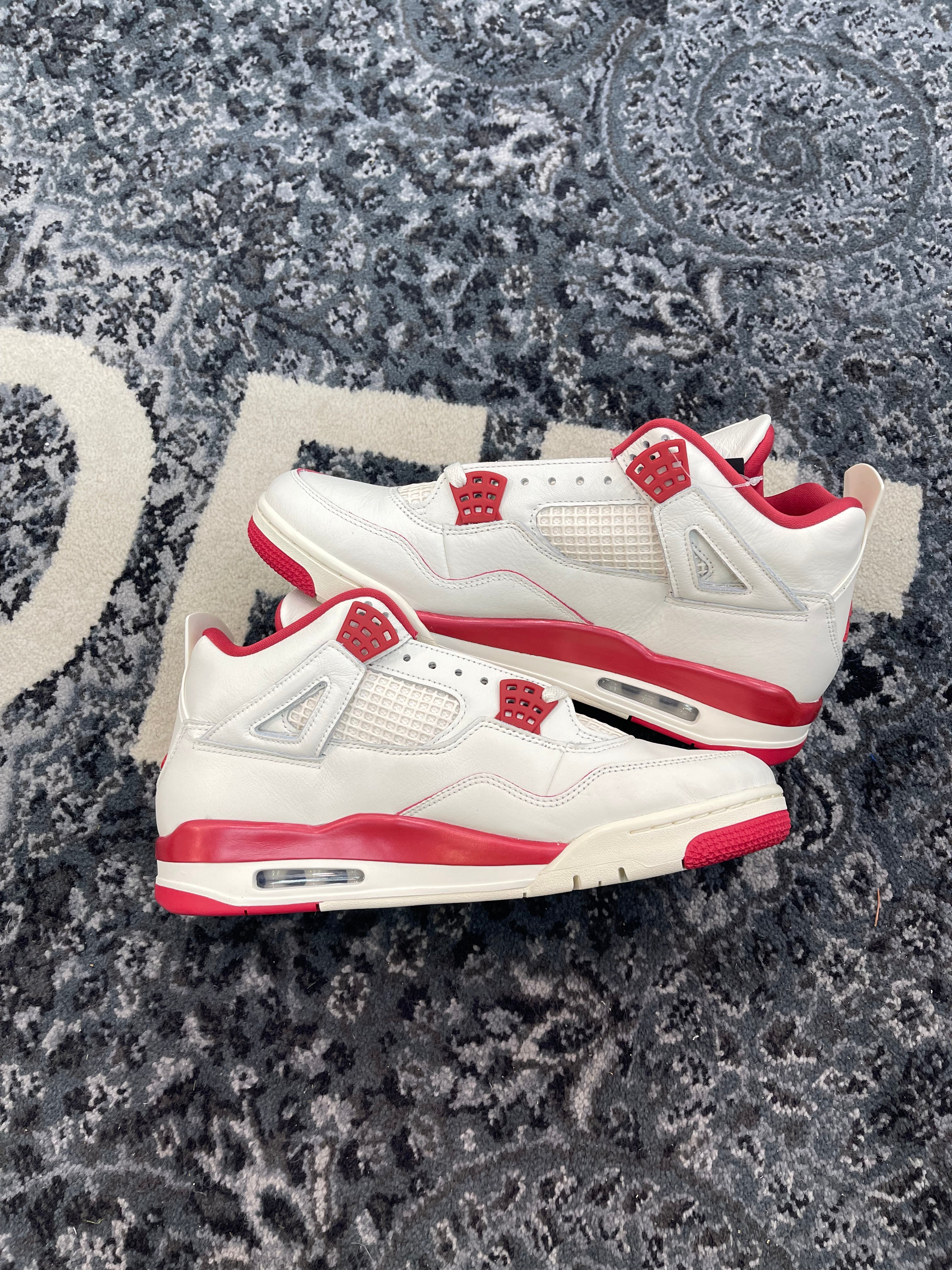 Jordan 4 “Valentines Day Sierra Red”
