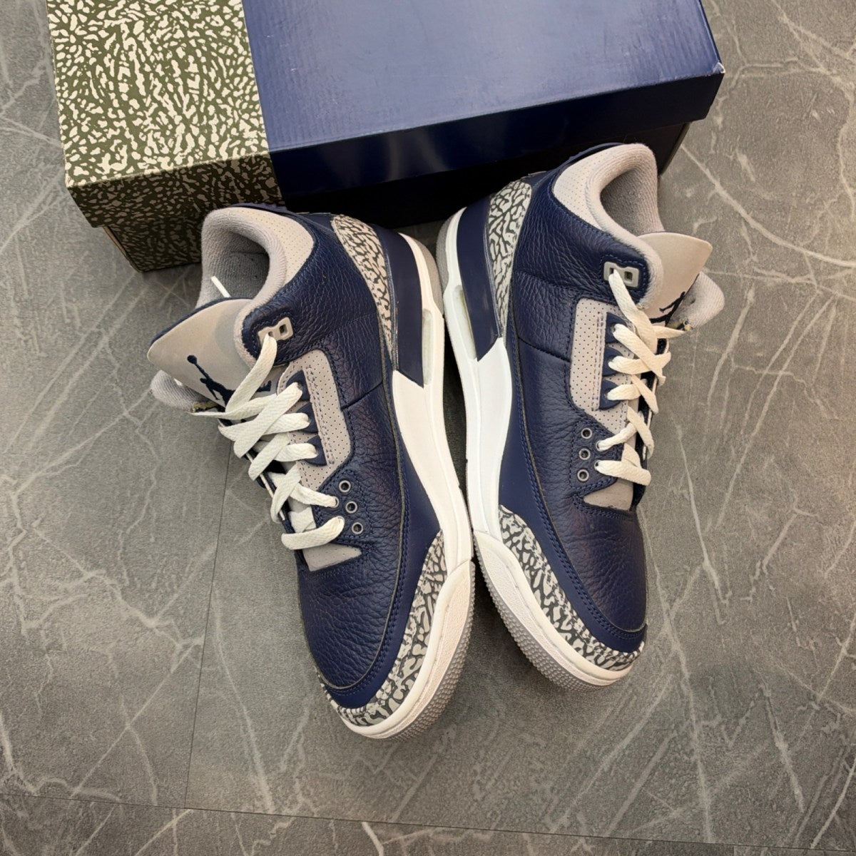 Jordan 3 Retro Georgetown (2021) - Image 2