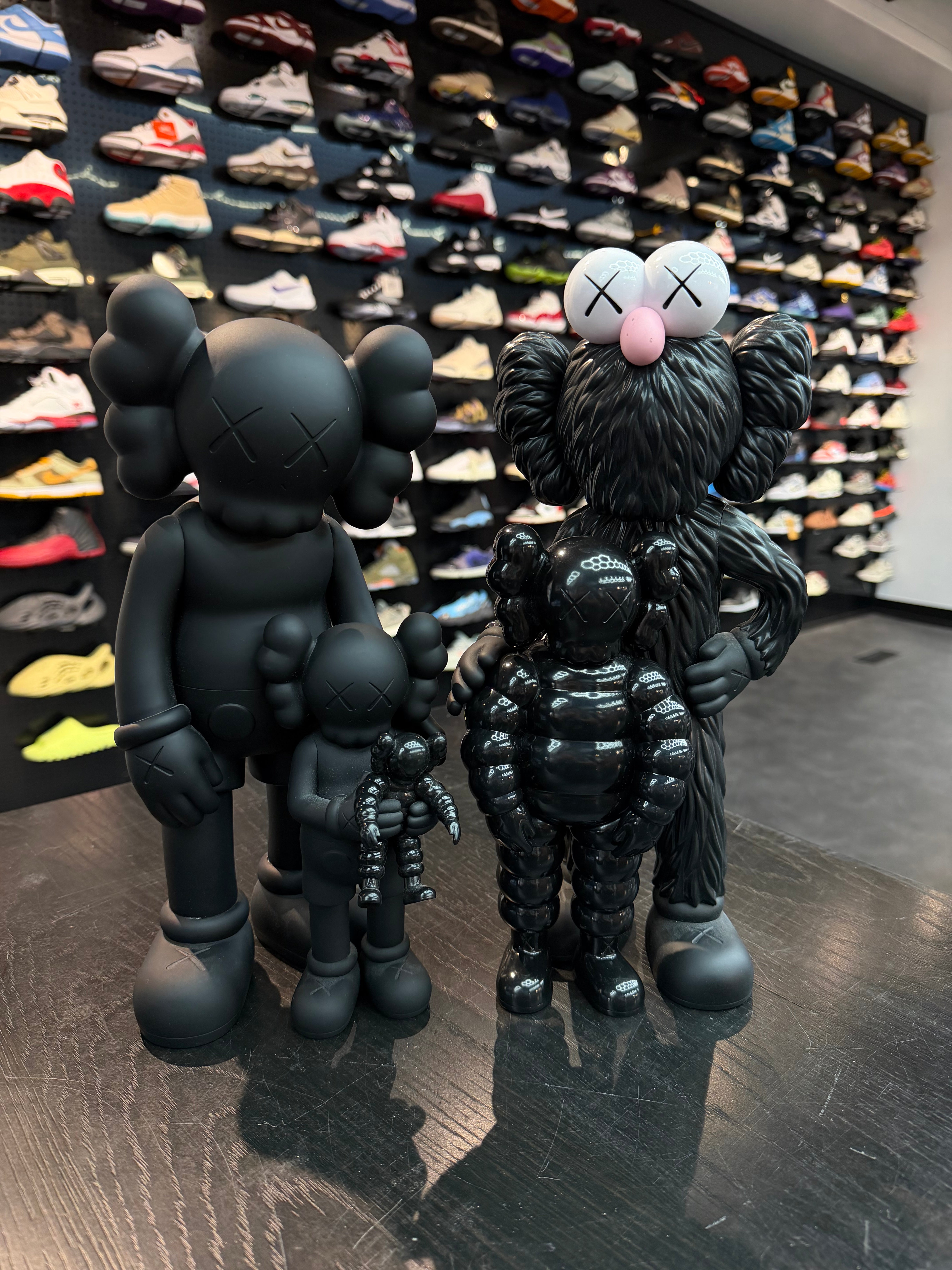 Kaws Family Figure Vinyl Set “Black”