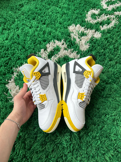 Jordan 4 “Vivid Sulfur”