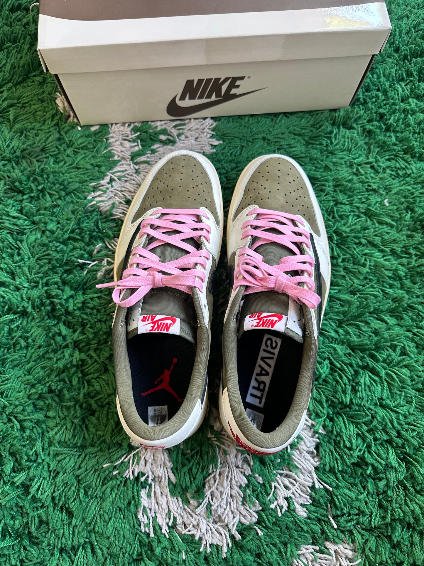 Jordan 1 Low Travis Scott “Medium Olive”