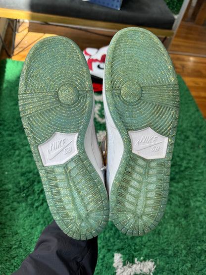 Nike Dunk Low SB “Sean Cliver”