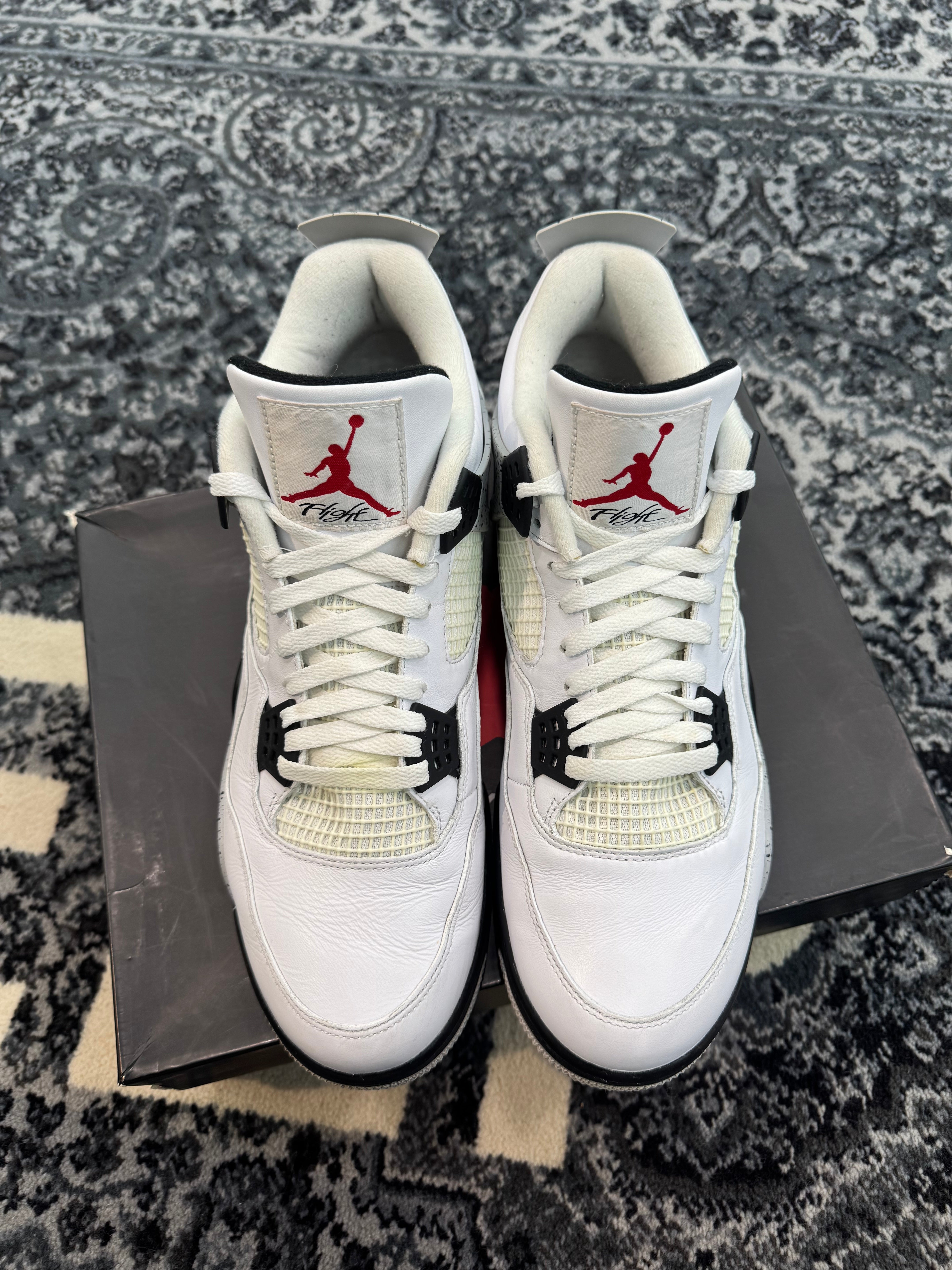 Jordan 4 White Cement (2016)