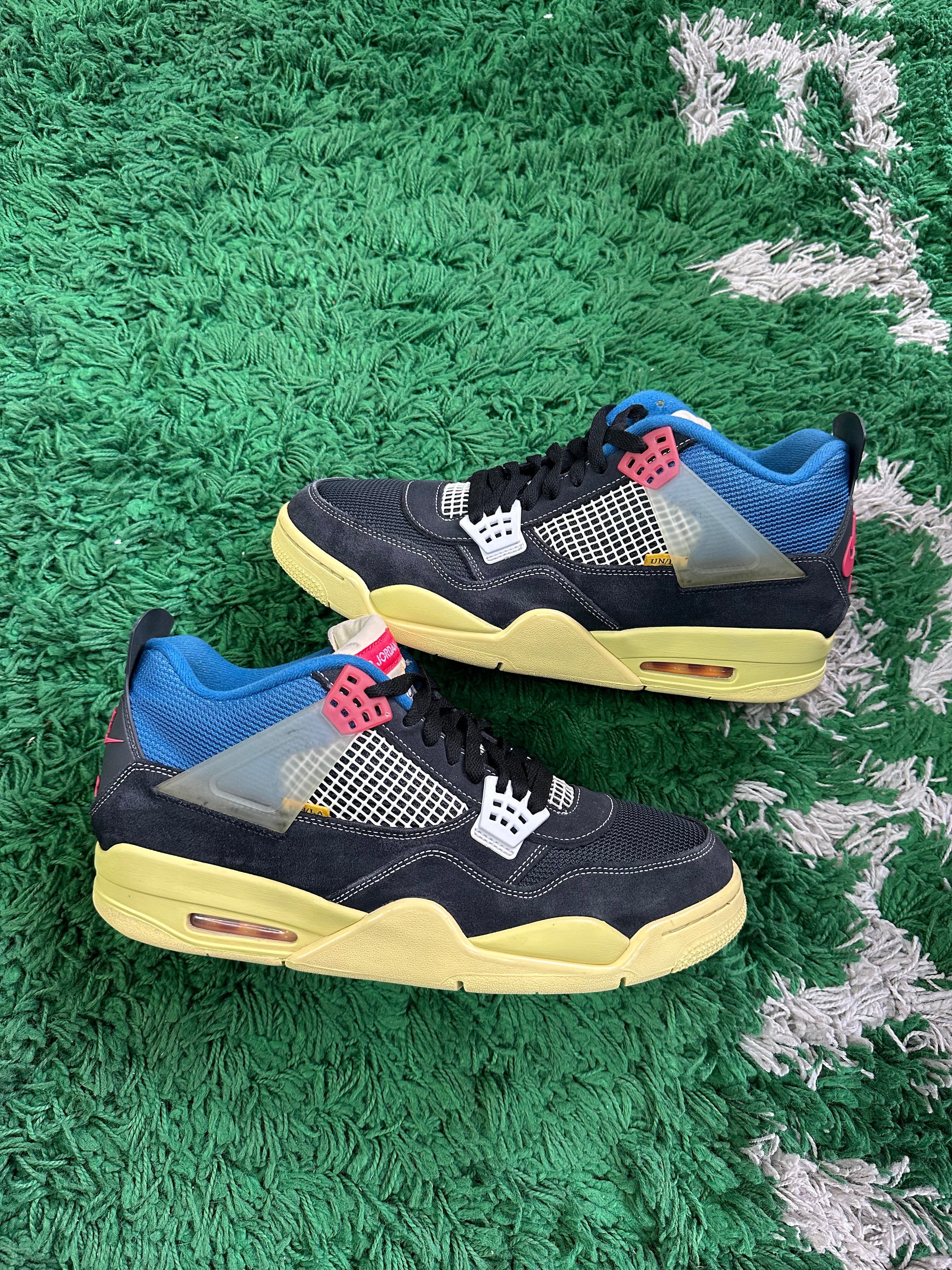 Jordan 4 Union “Off Noir”