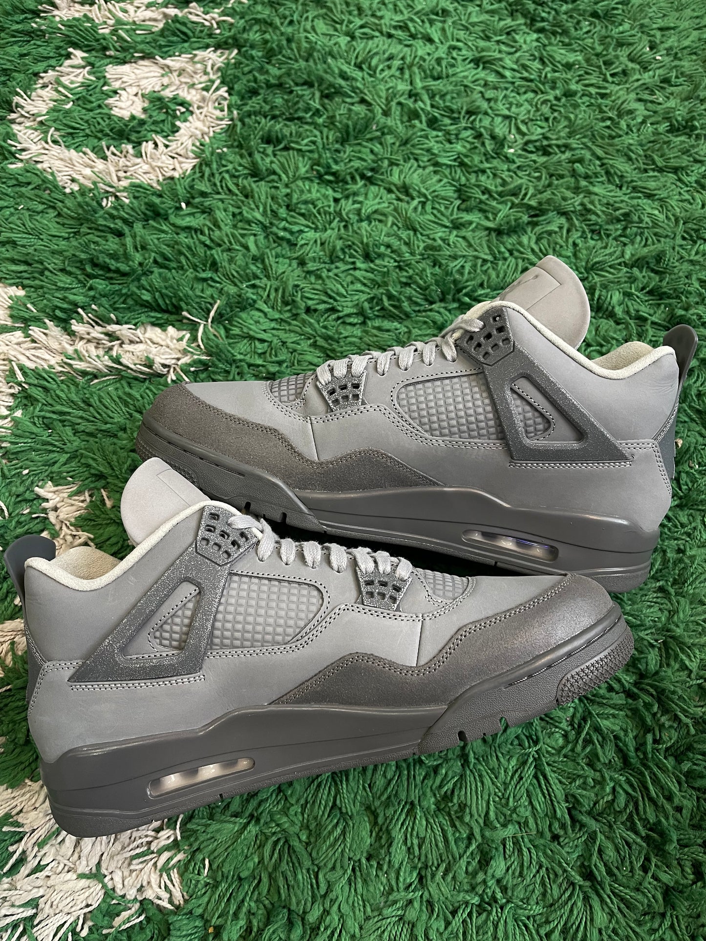 Jordan 4 “Wet Cement”