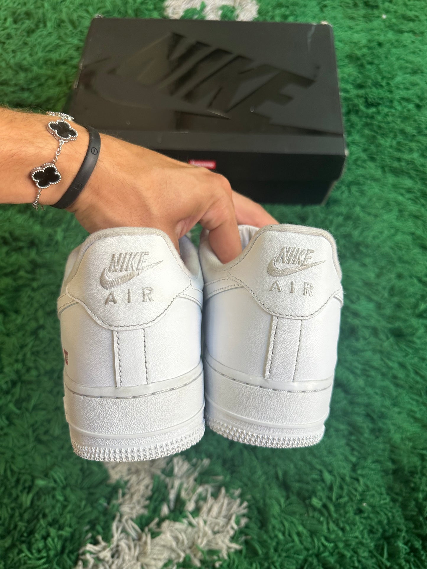 Nike Air Force 1 Low Supreme “White”