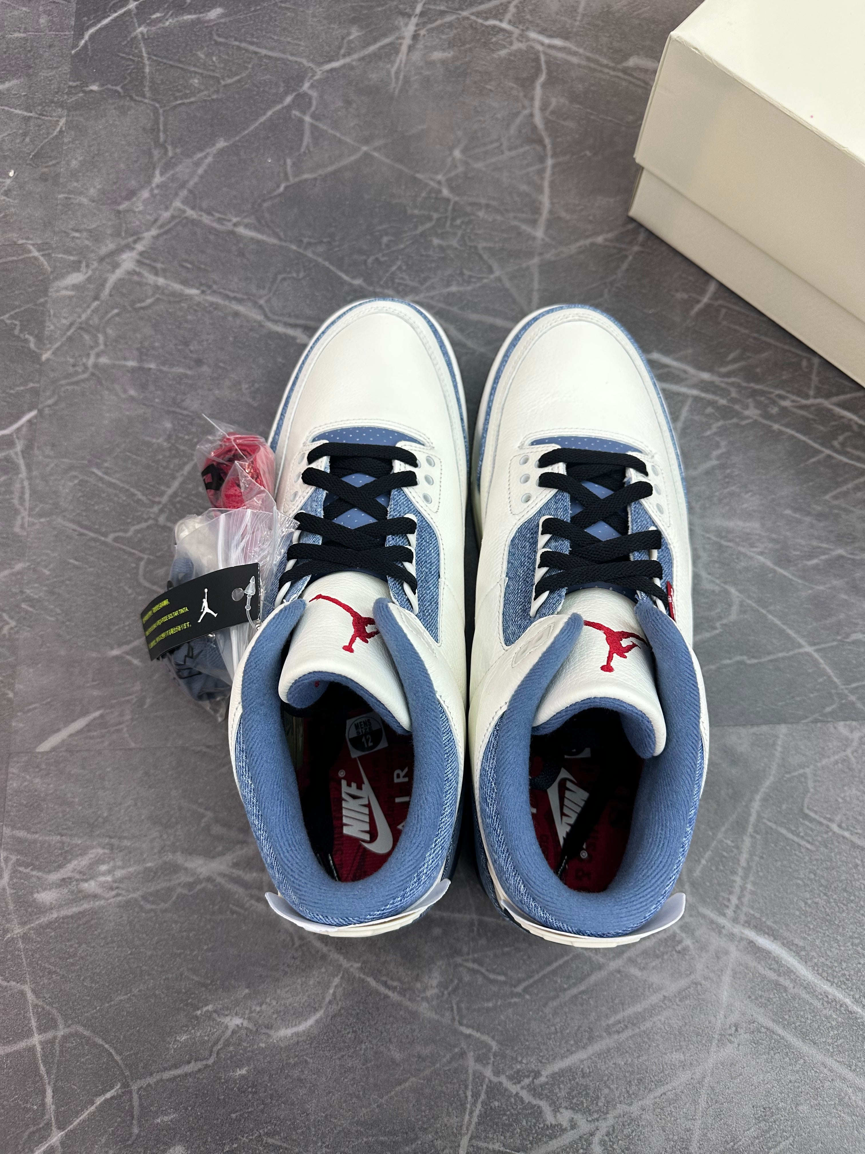 Jordan 3 Levi’s “All Star”