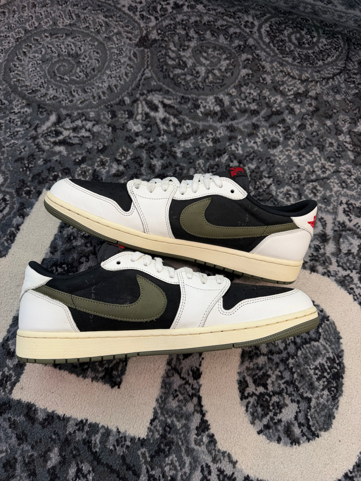 Jordan 1 Low x Travis Scott “Olive”