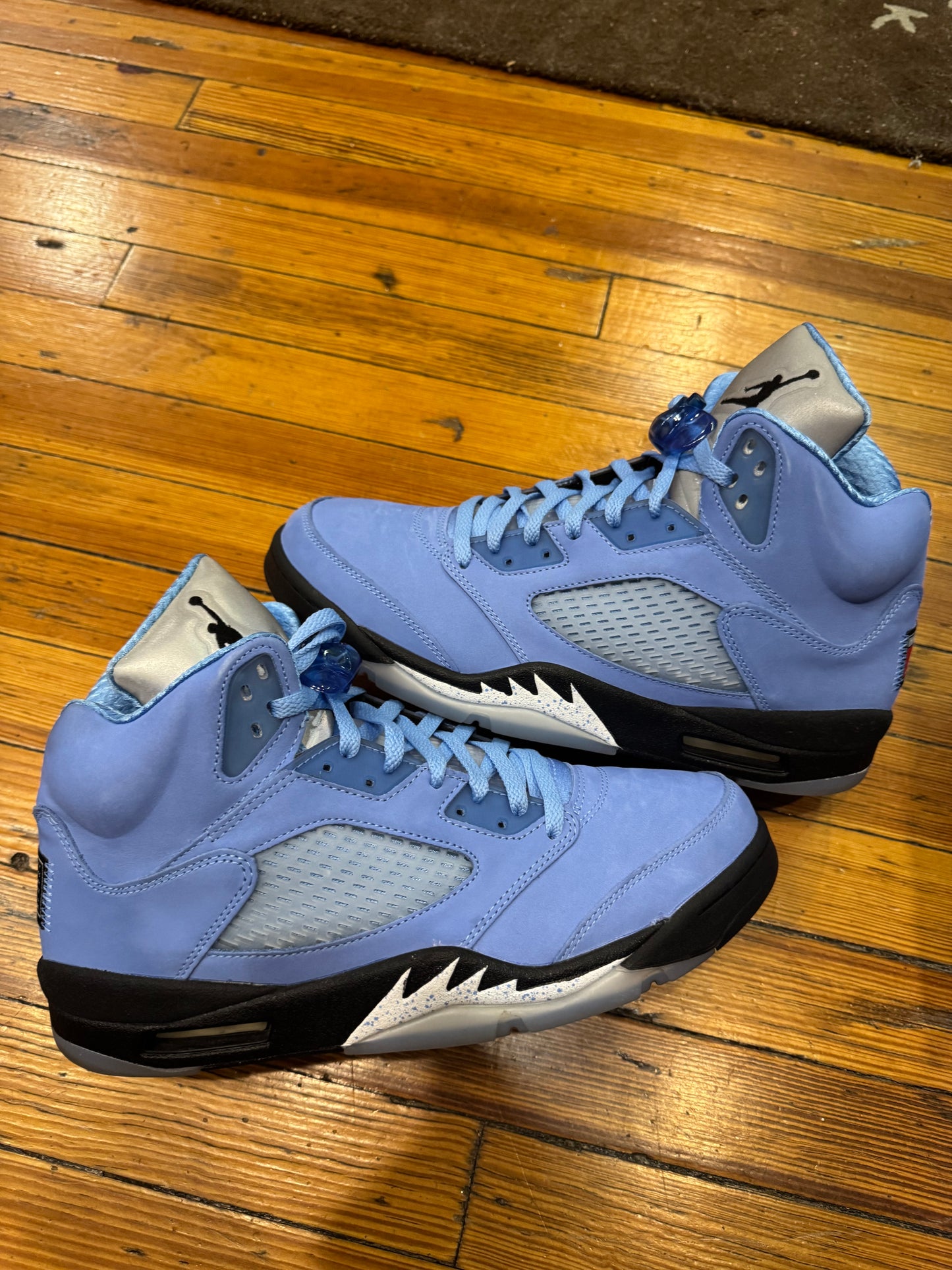 Jordan 5 “UNC”