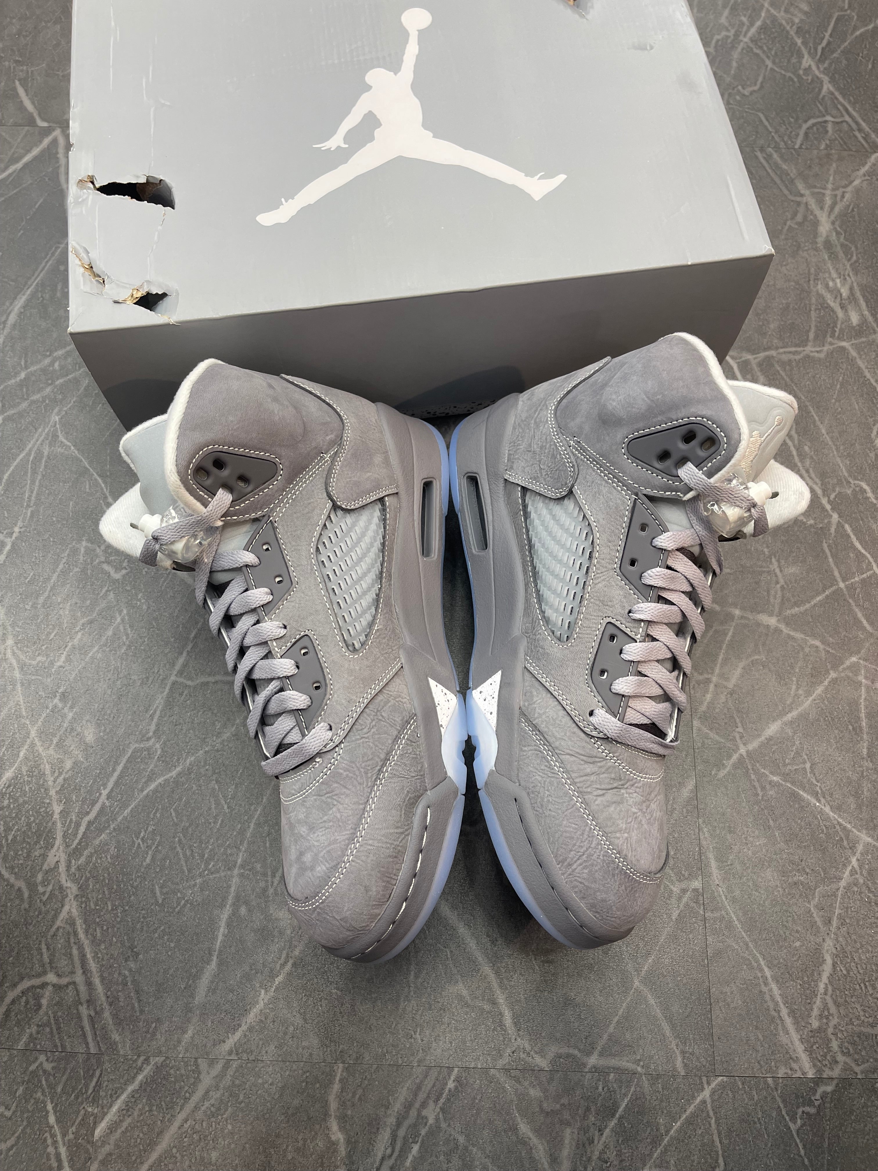 Jordan 5 “Wolf Grey”