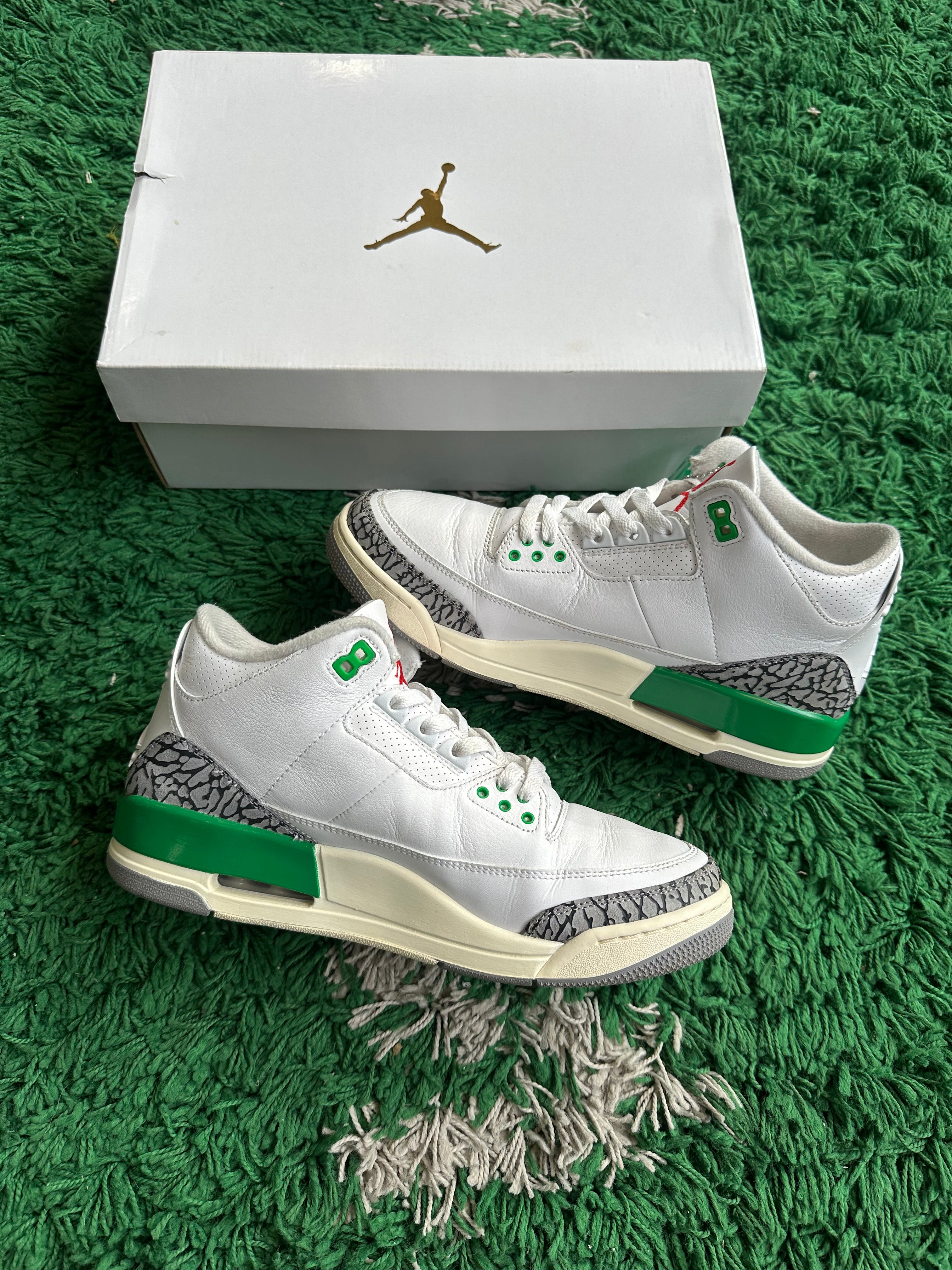 Jordan 3 “Lucky Green”