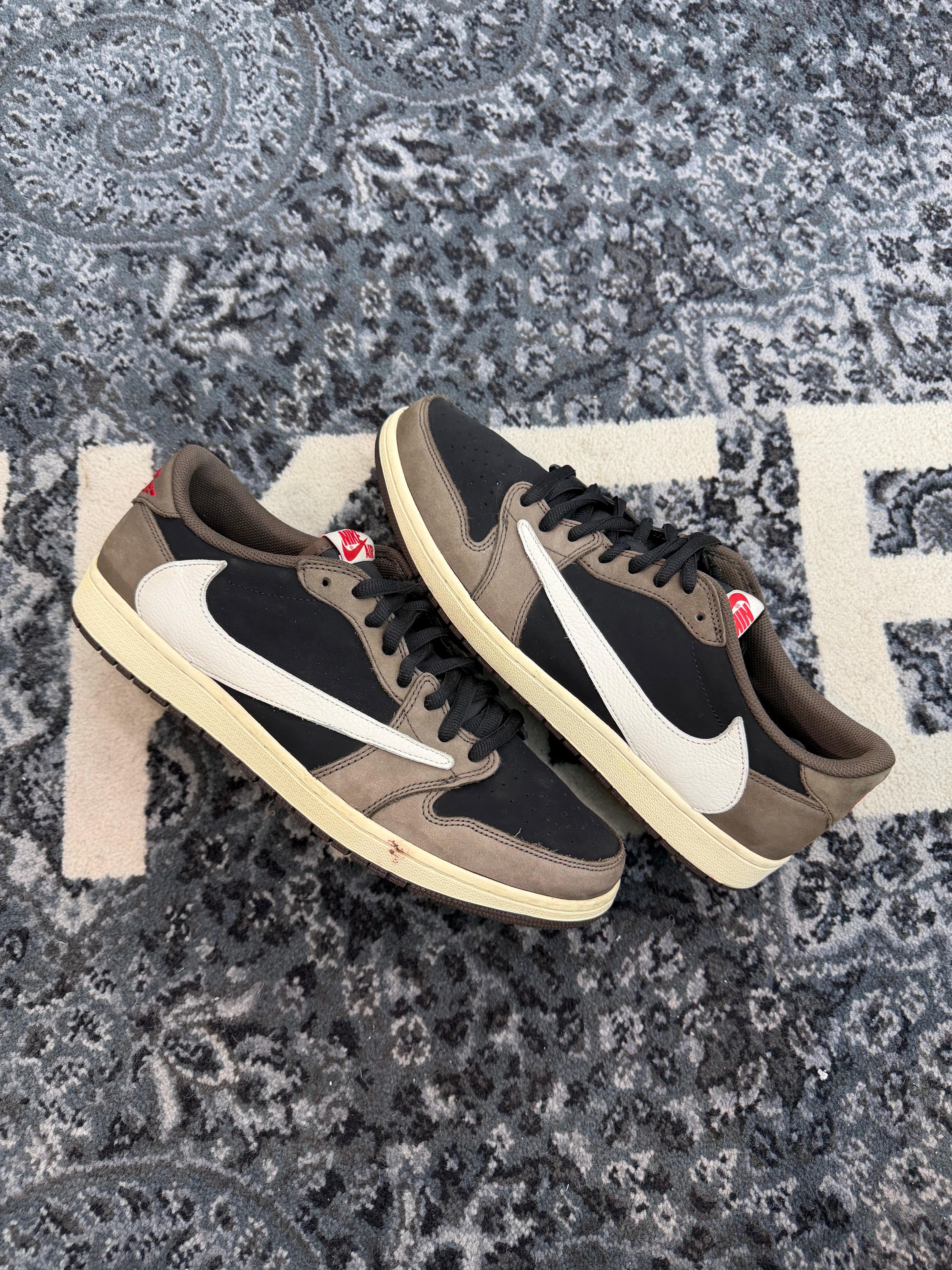 Jordan 1 Low x Travis Scott “Mocha”