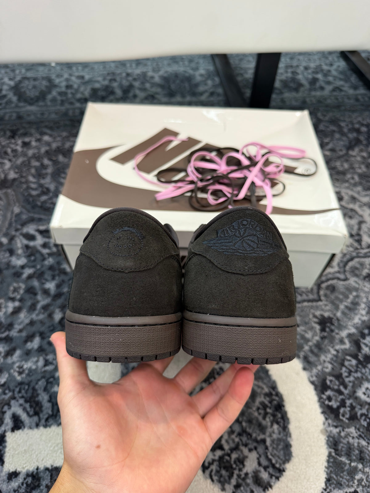 Jordan 1 Low x Travis Scott “Velvet Brown”