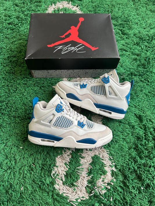 Jordan 4 “Military Blue”