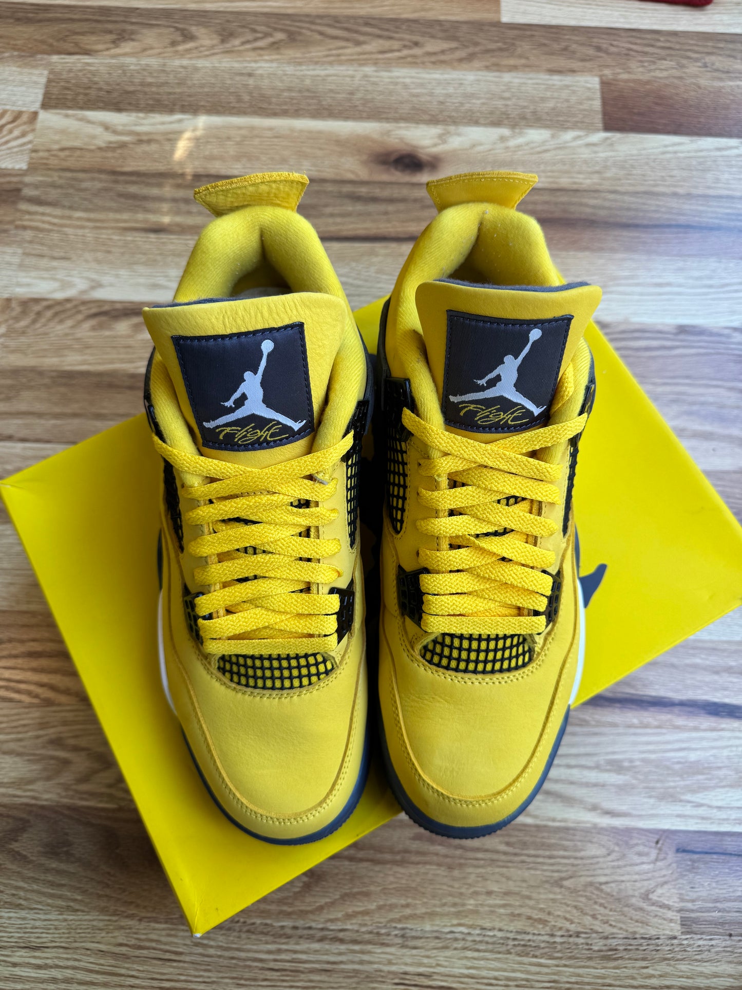 Jordan 4 “Lightning”