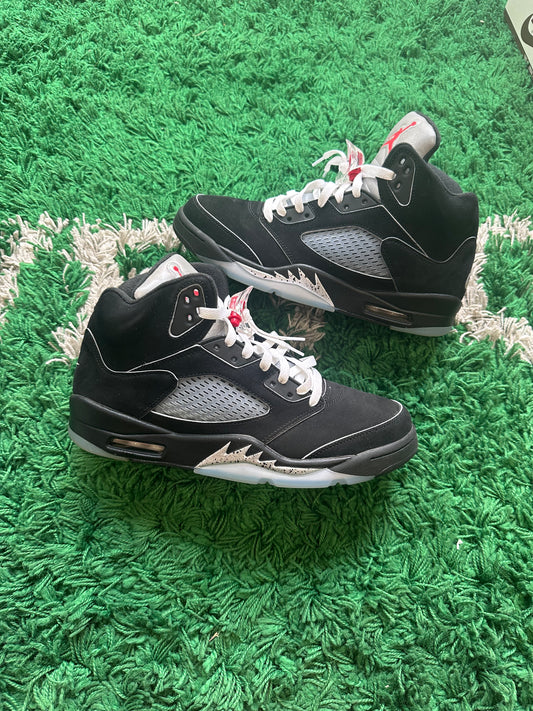 Jordan 5 “Black Metallic Reimagined”