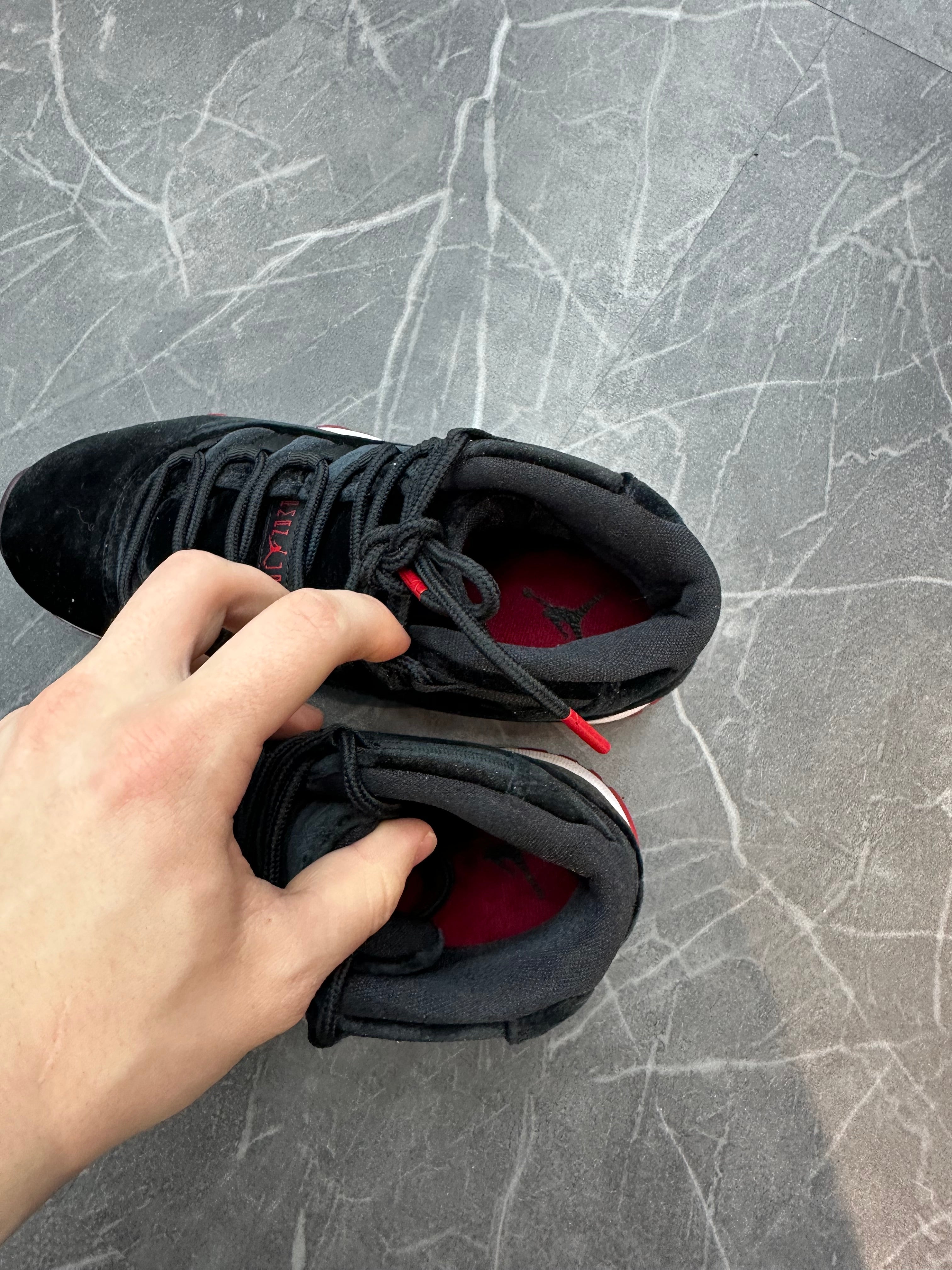 Jordan 11 “Bred Velvet”