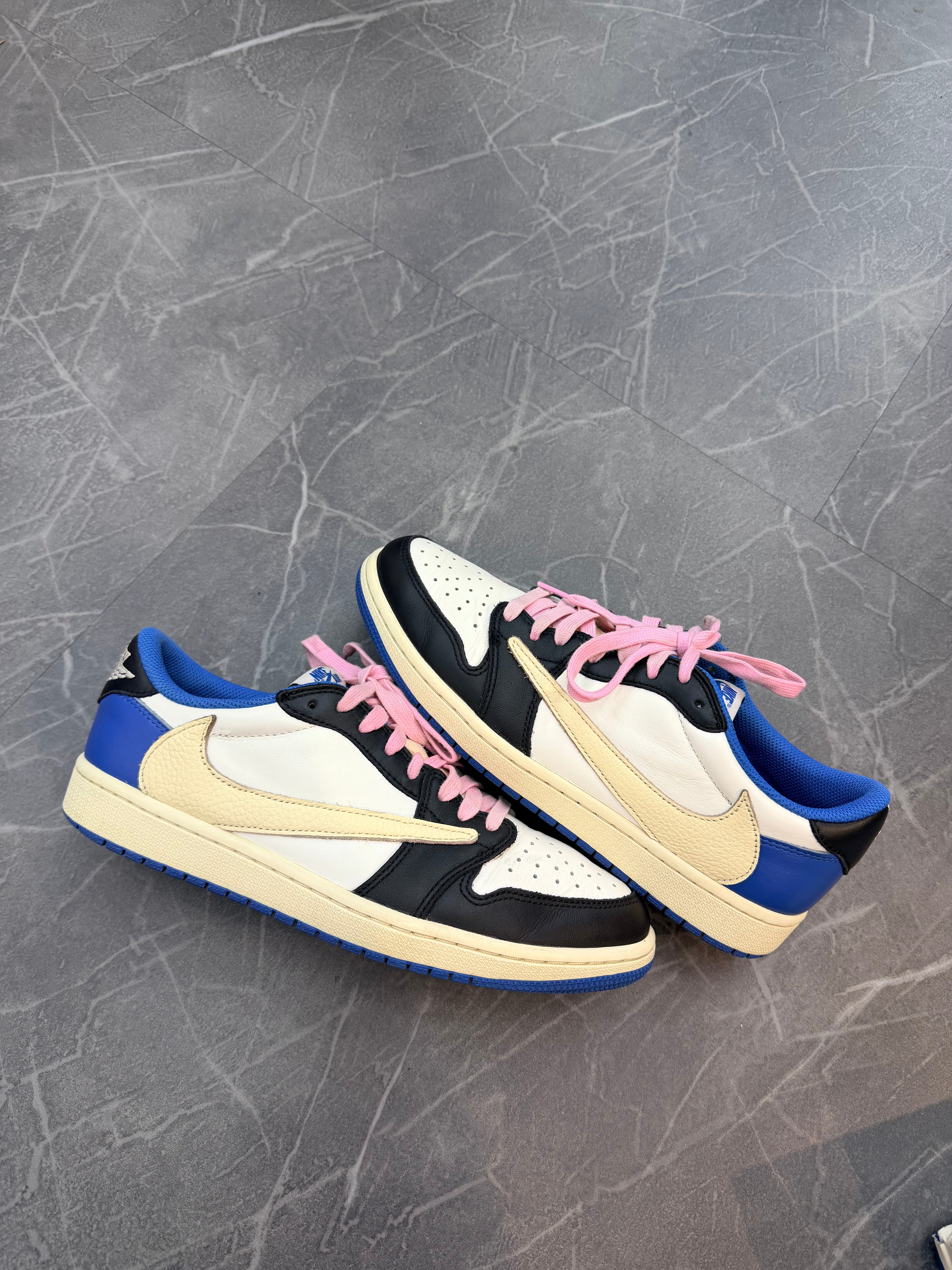 Travis Scott Jordan 1 Low “Fragment”
