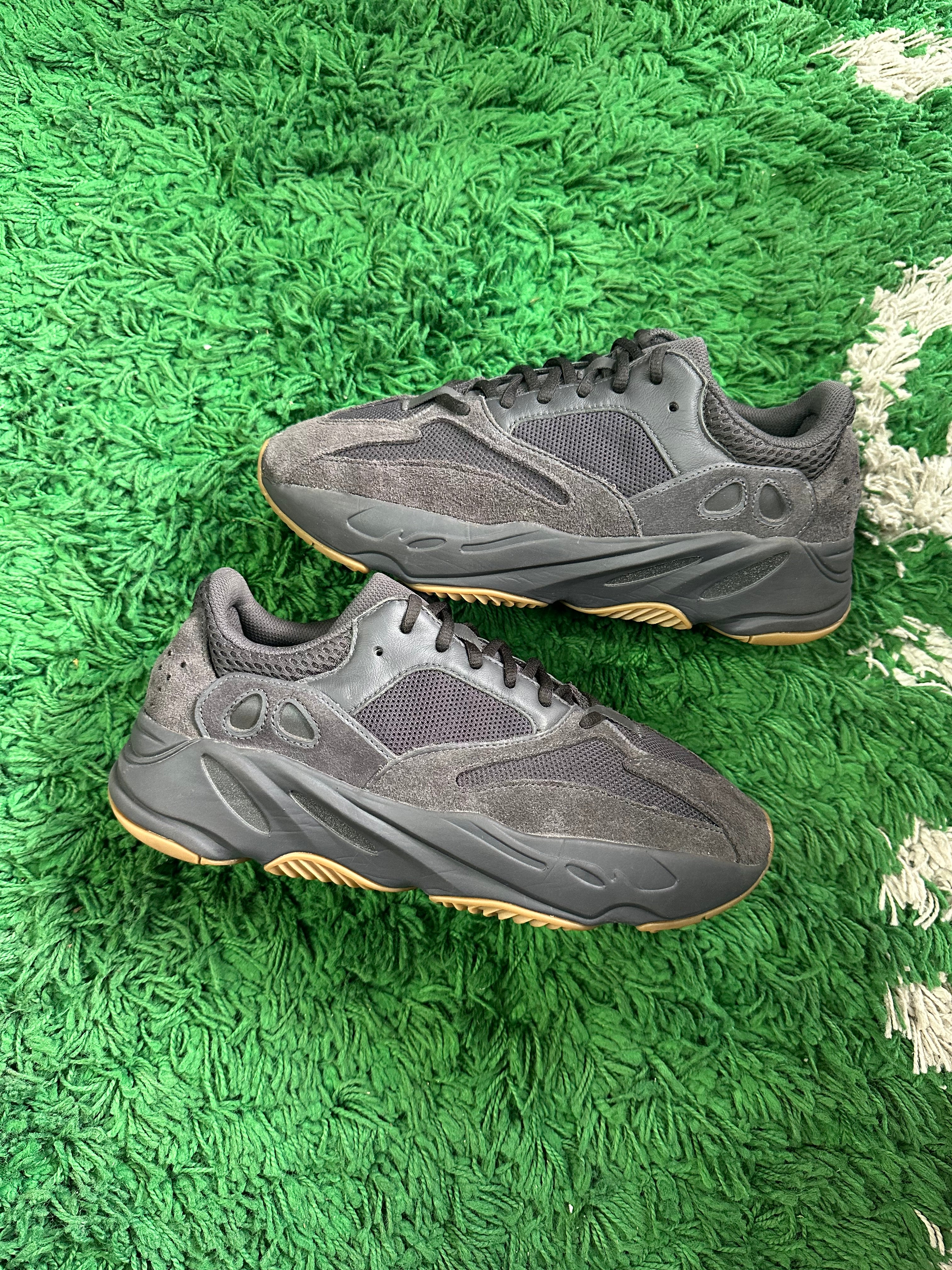 Yeezy 700 “Utility Black”