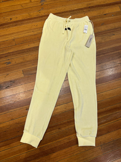 Essentials Sweatpants “Canary Velvet”