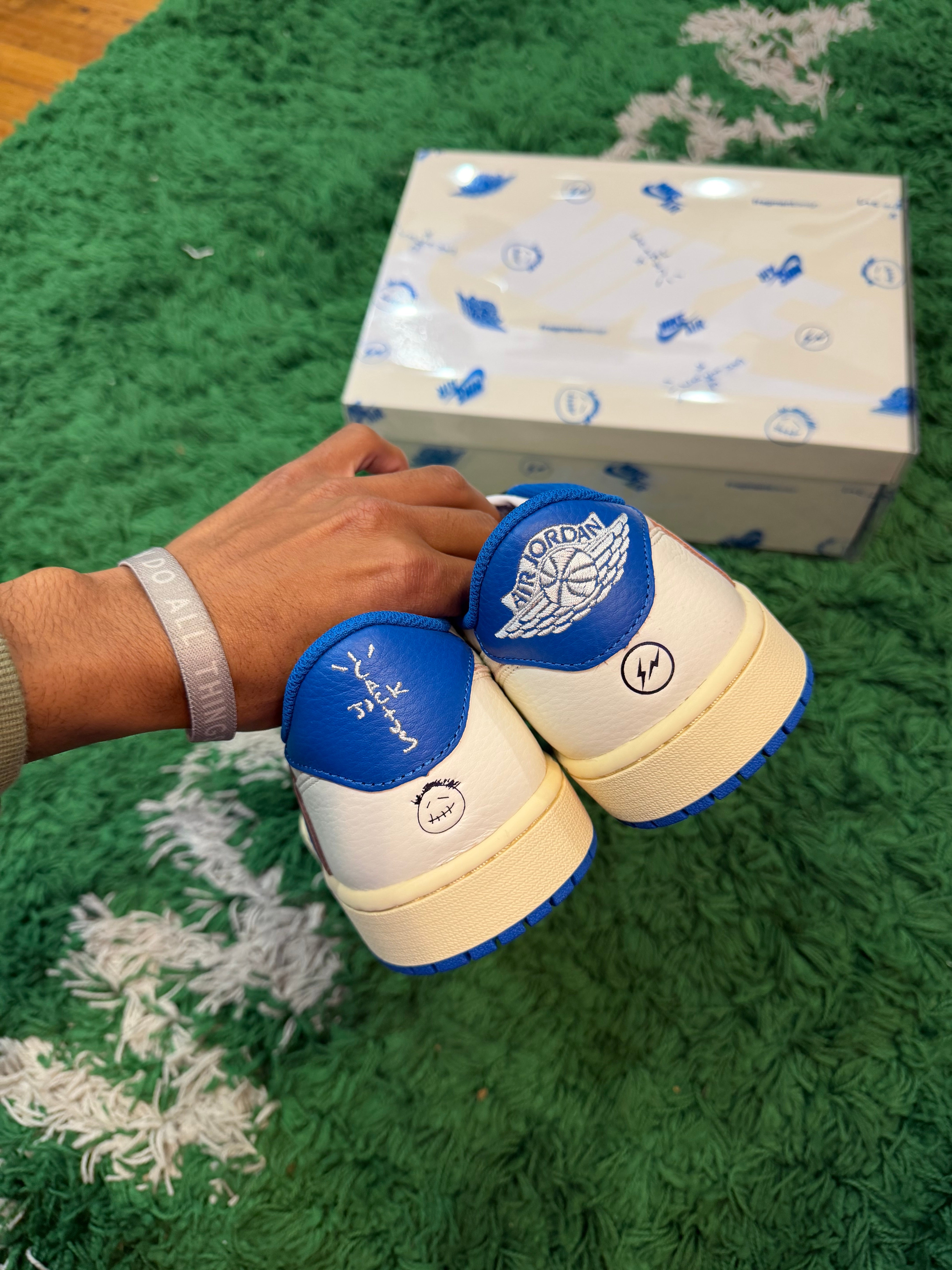 Jordan 1 Low x Travis Scott Fragment “Military Blue”