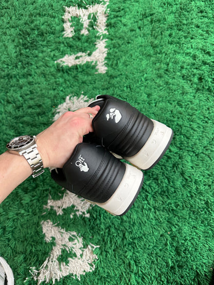 Off-White Out of Office “Black White”