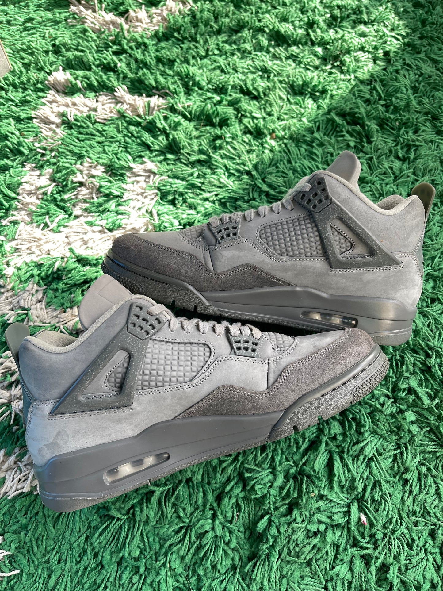 Jordan 4 “Wet Cement”