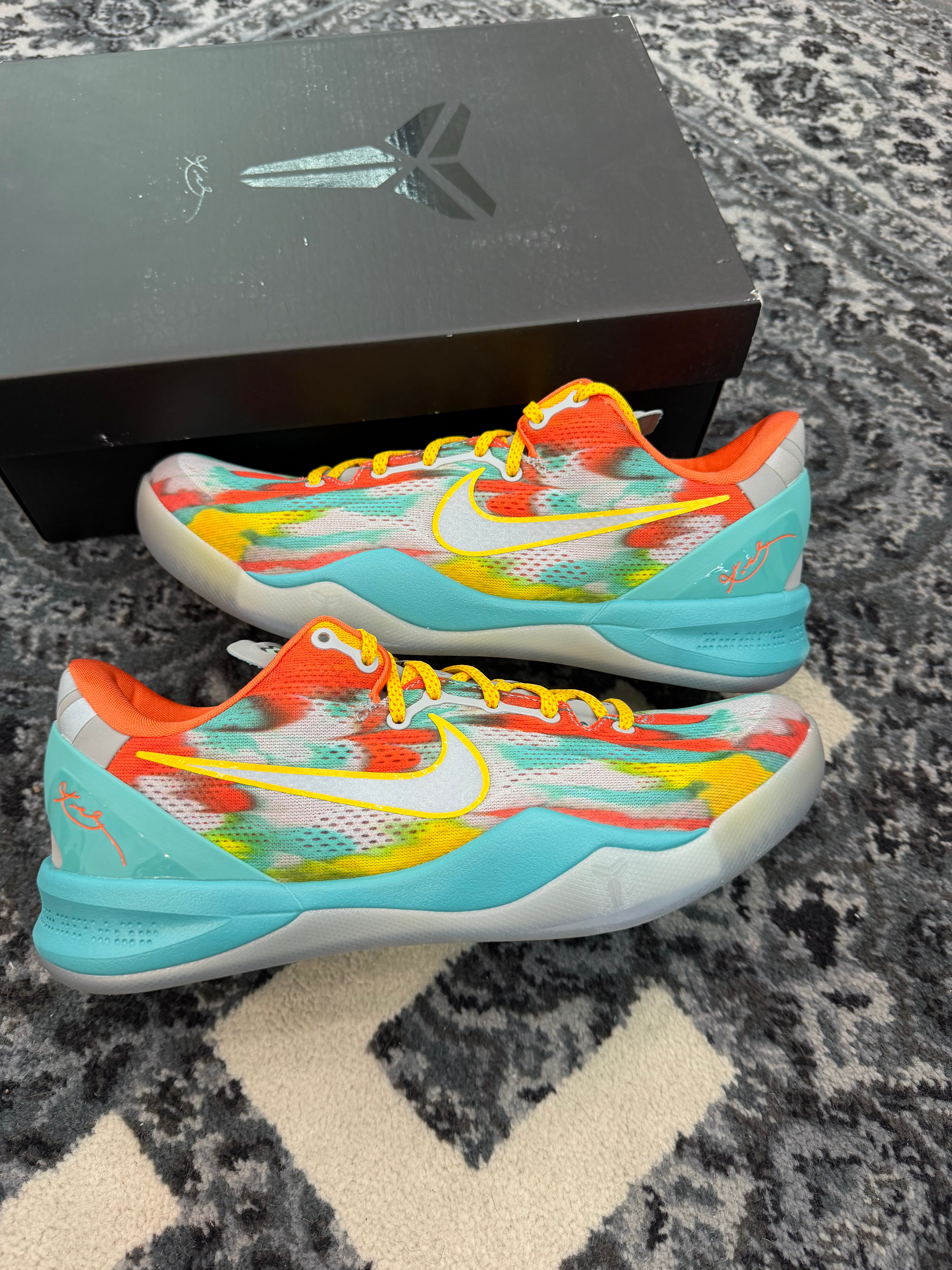 Kobe 6 Protro “Venice Beach”