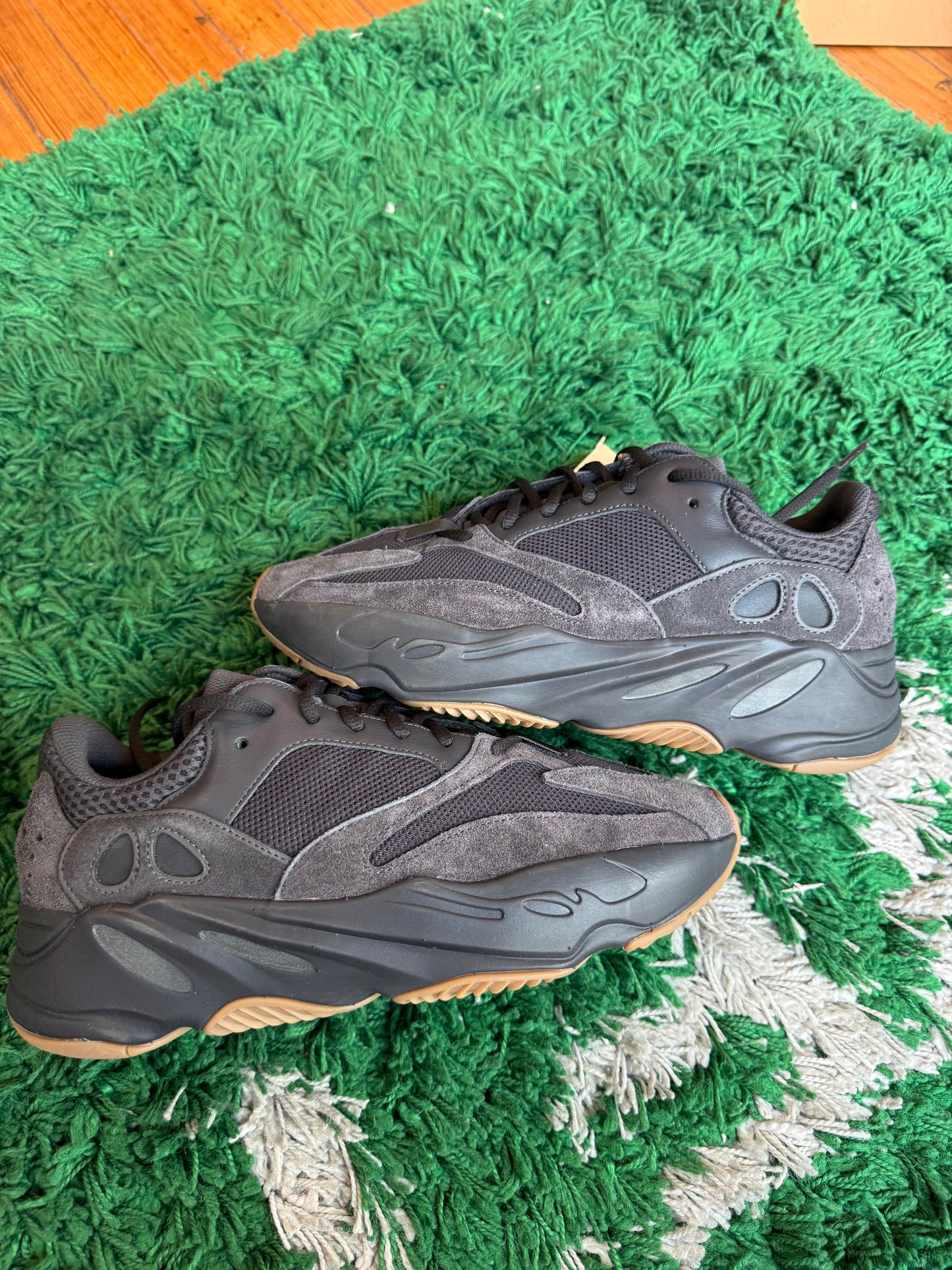 Yeezy 700 “Utility Black”