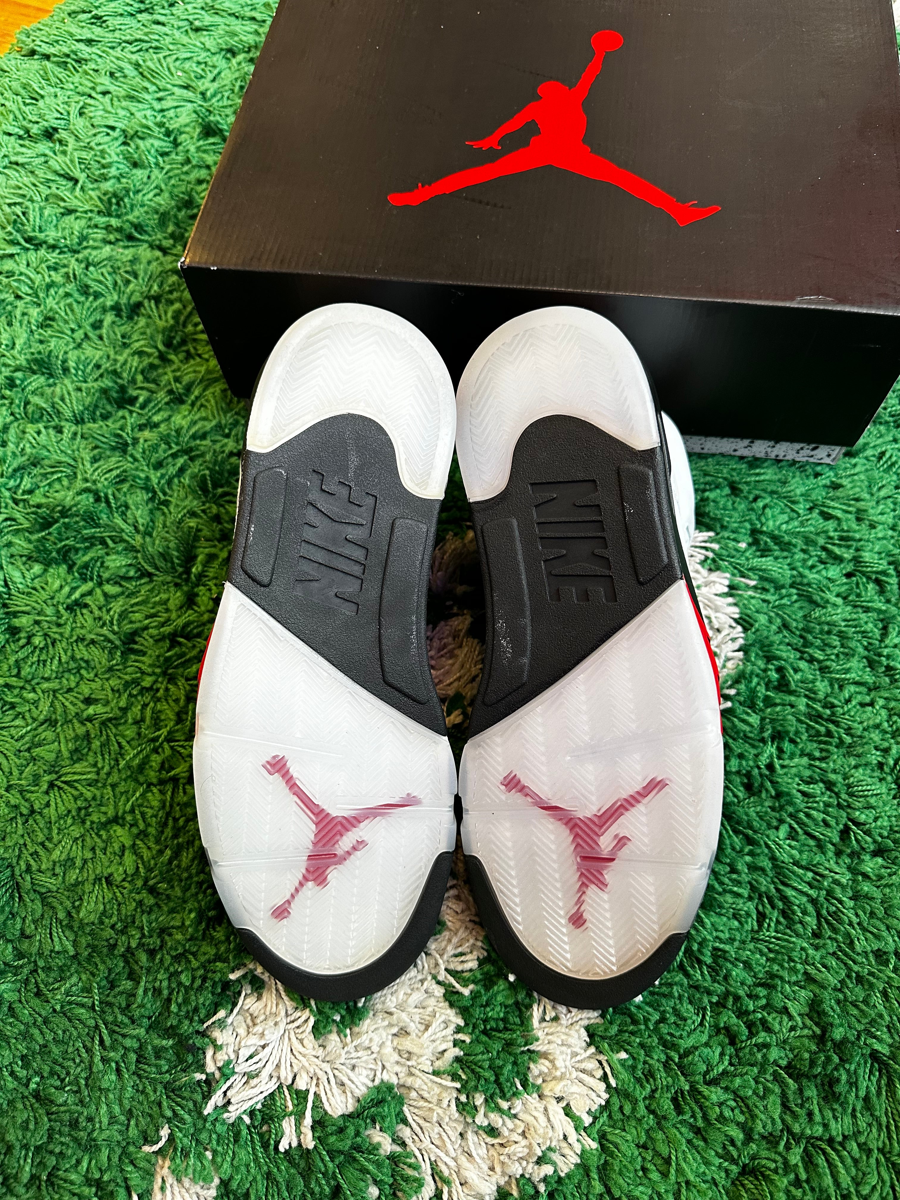 Jordan 5 “Fire Red”