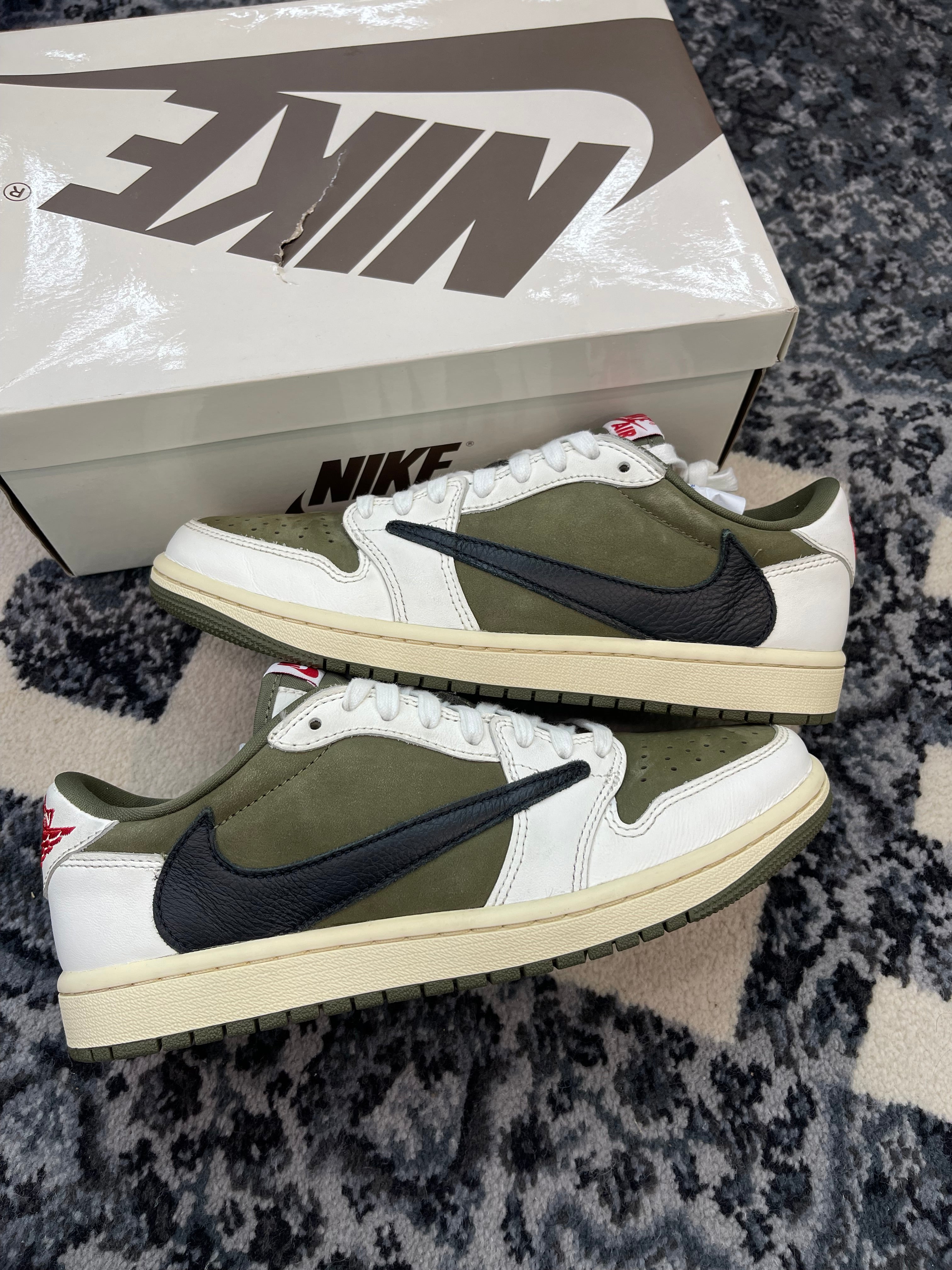 Jordan 1 Low x Travis Scott “Medium Olive”