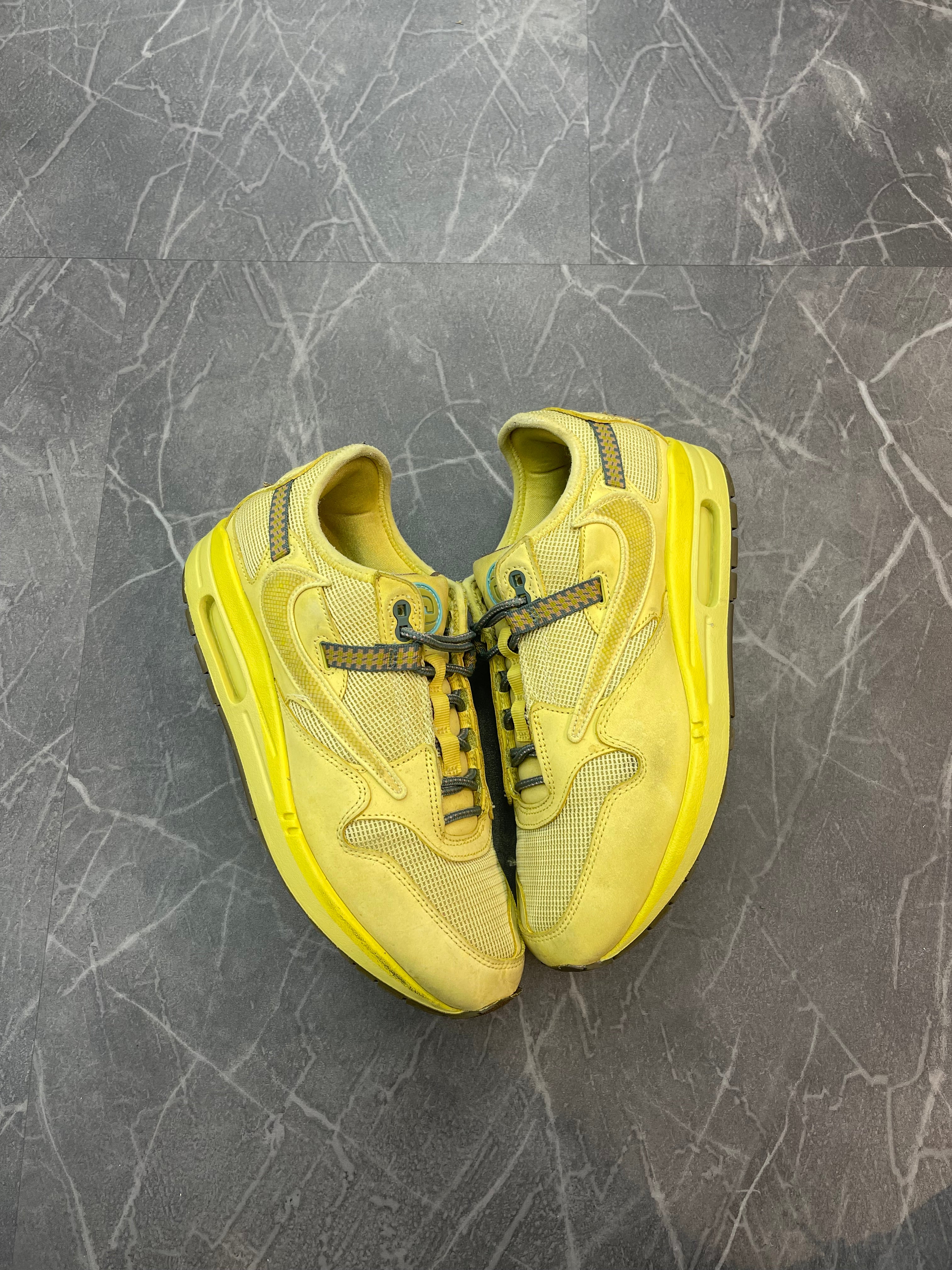 Travis Scott Air Max 90 “Saturn Gold”
