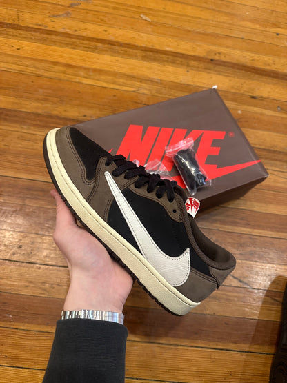 Travis Scott Jordan 1 Low “Mocha”