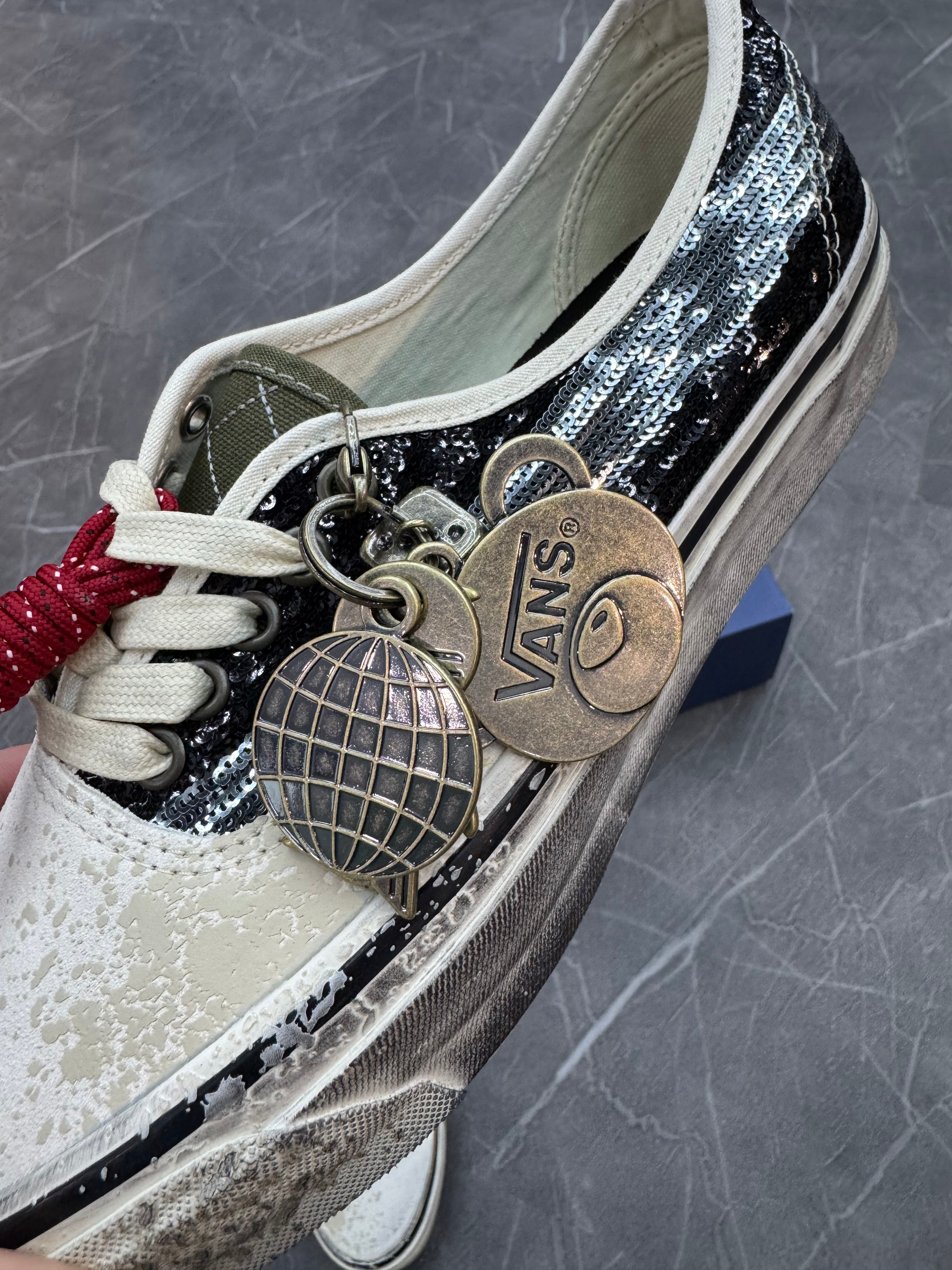 Vans Premium Authentic La Habana “Black White”