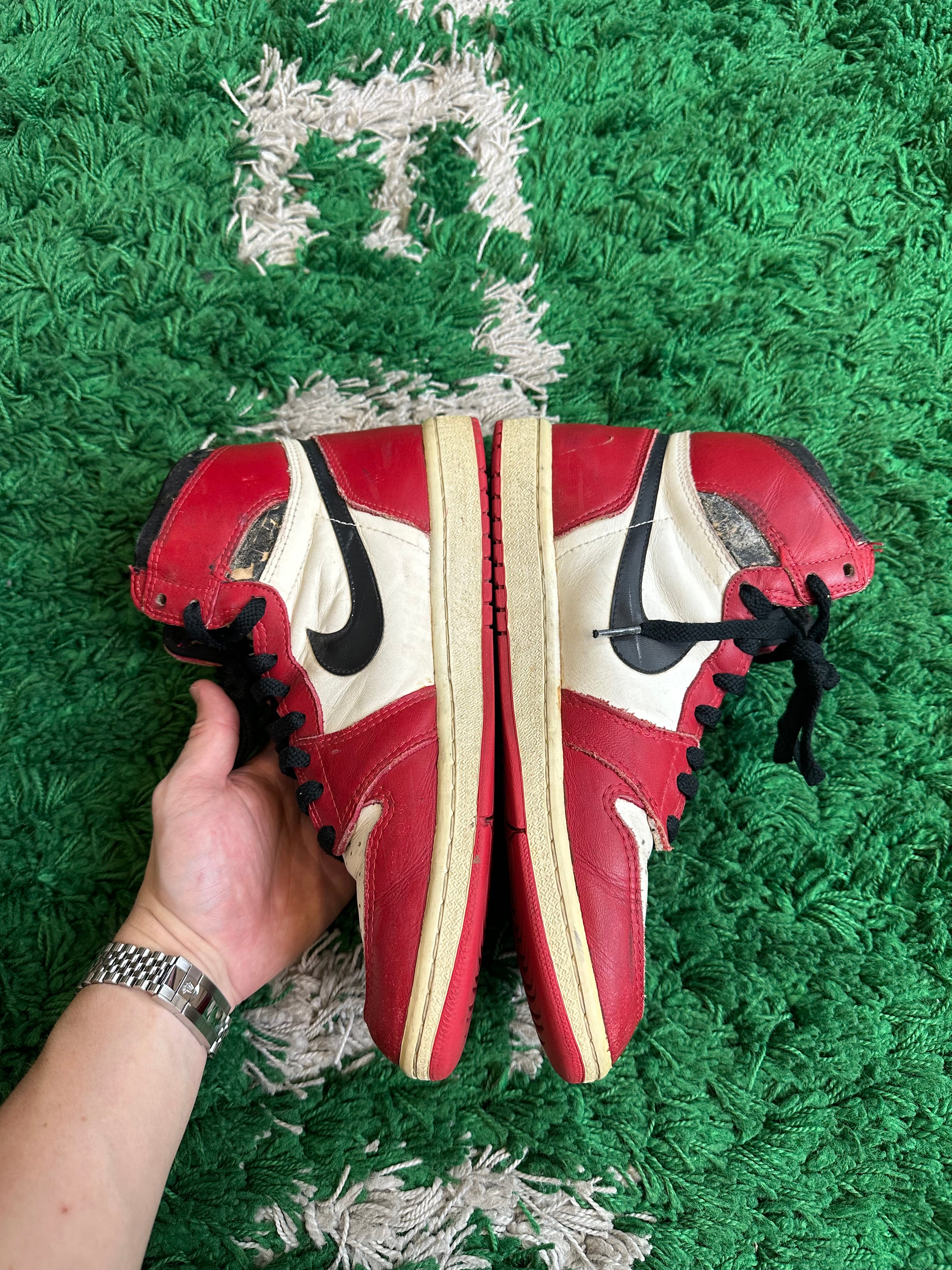 Jordan 1 OG “Chicago” (1985)